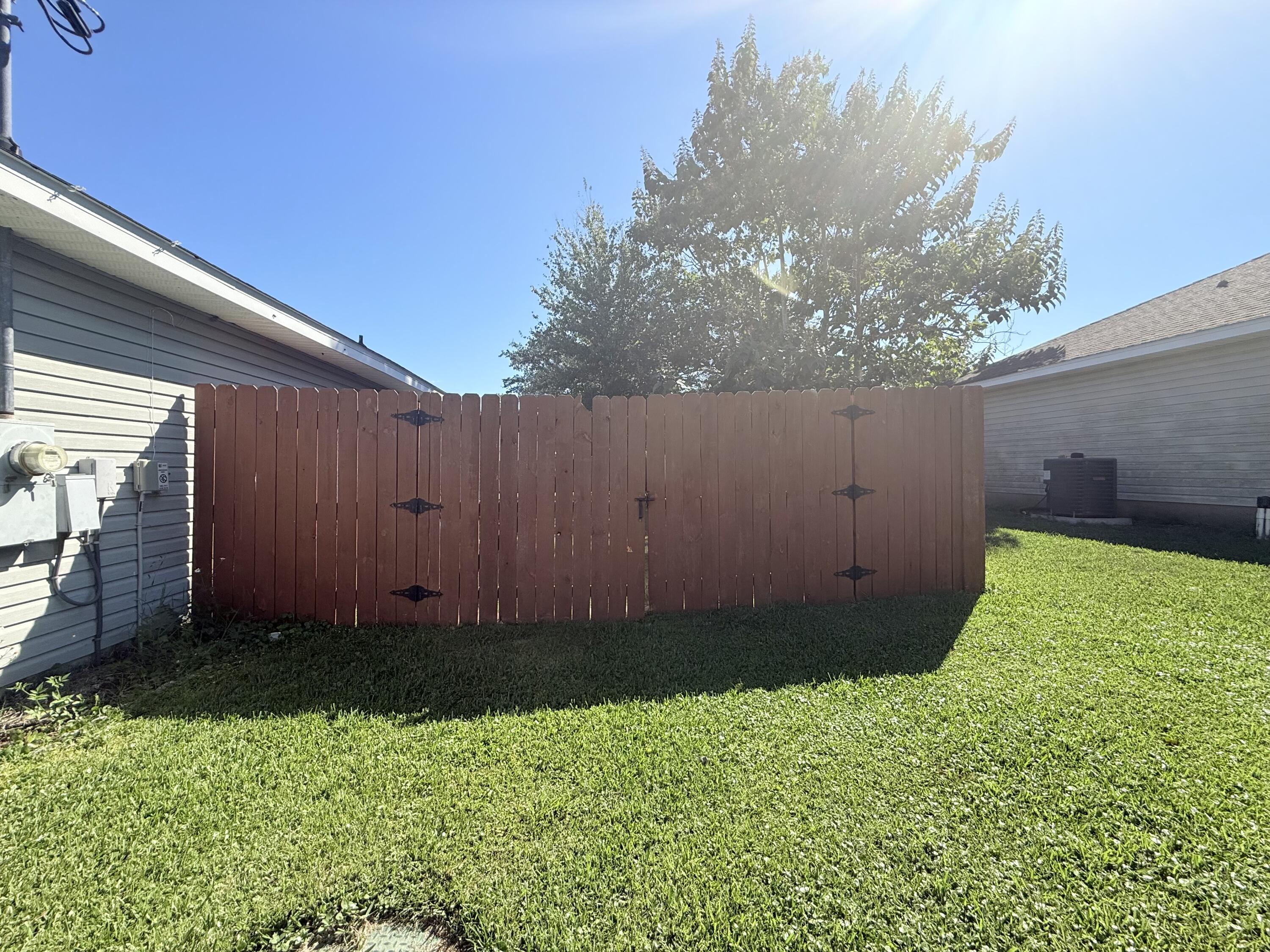 Navarre 2nd Add - Residential Lease