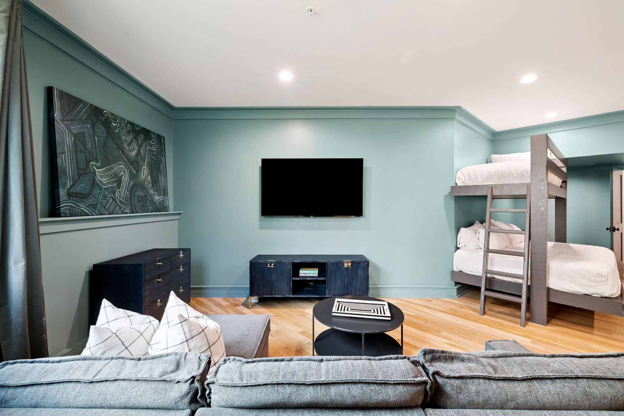 SECLUSION DUNES - Residential