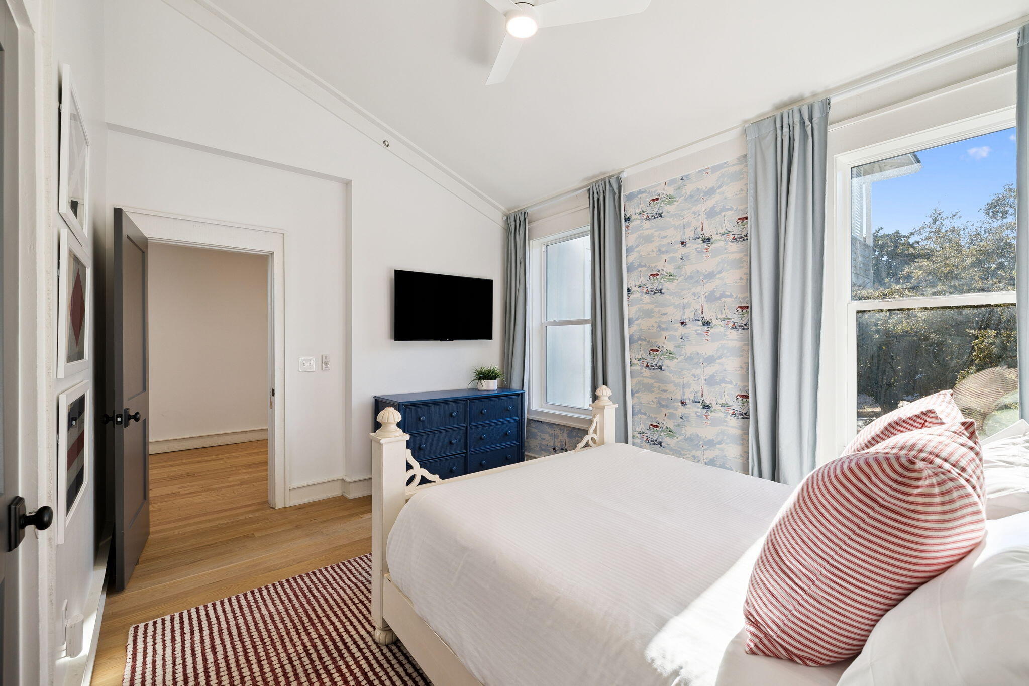 SECLUSION DUNES - Residential