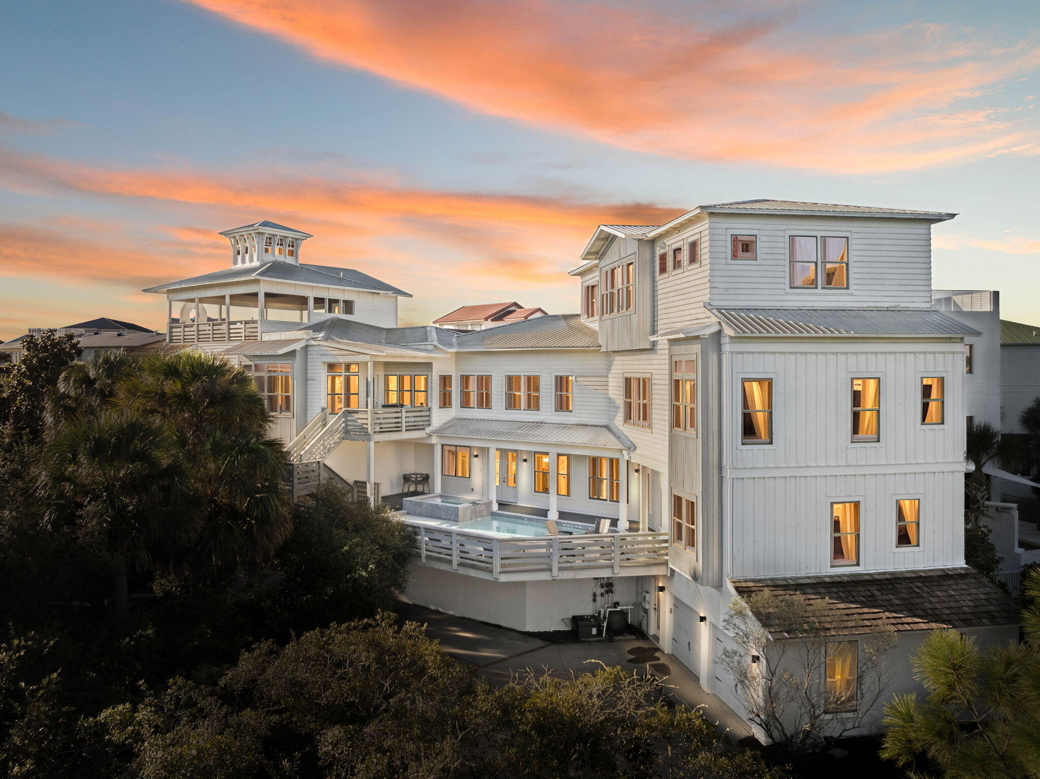 SECLUSION DUNES - Residential