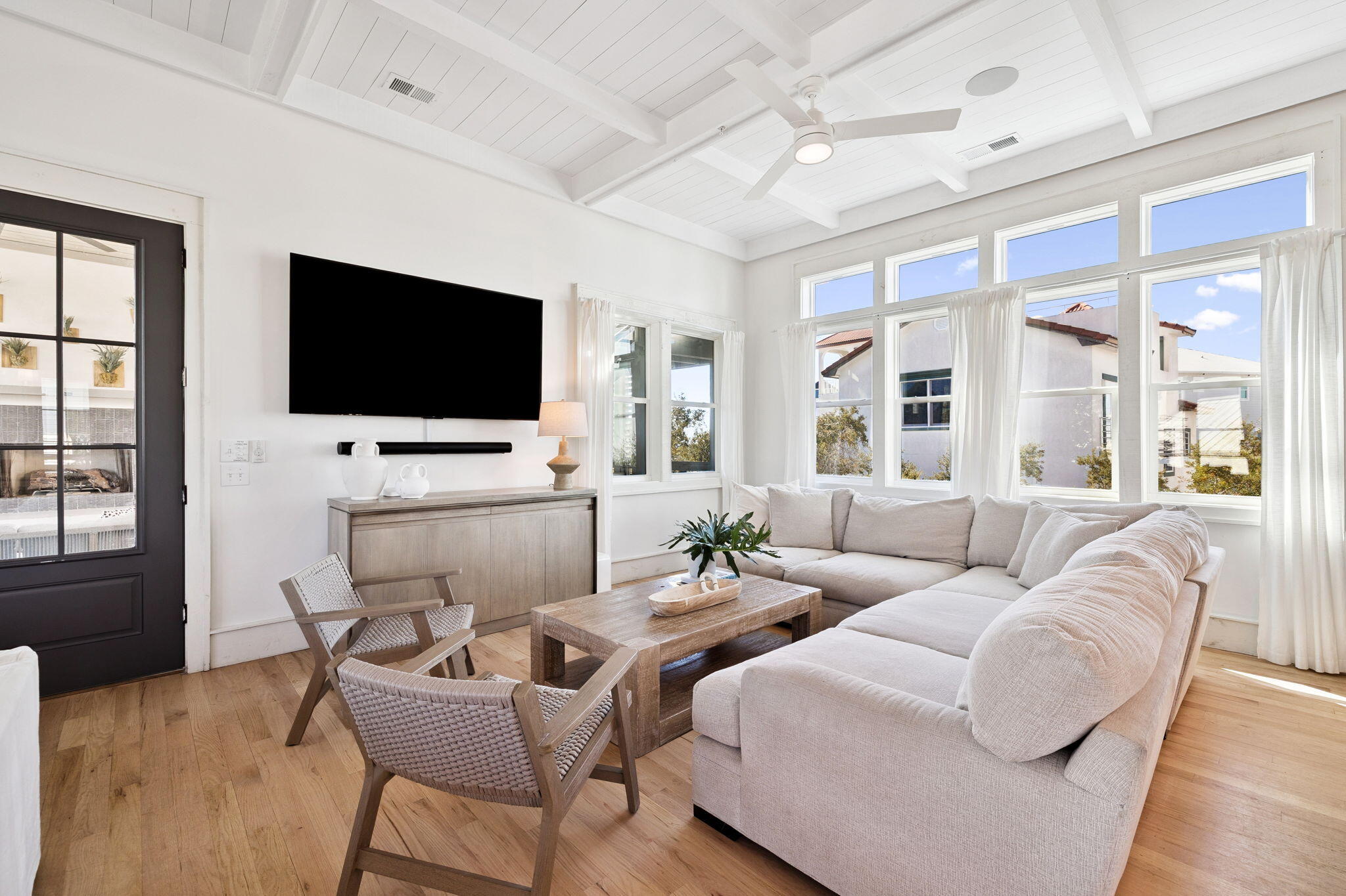 SECLUSION DUNES - Residential