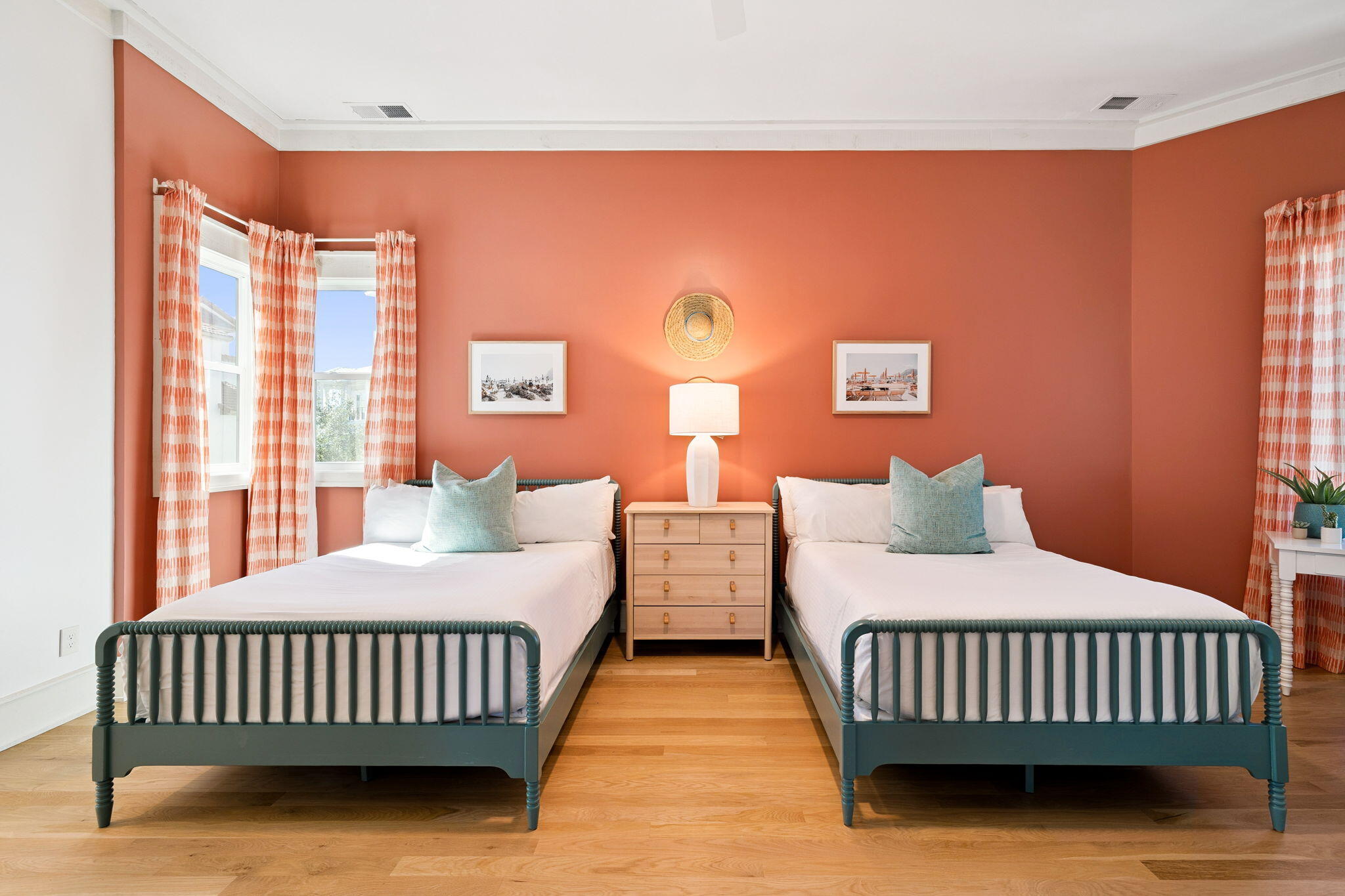 SECLUSION DUNES - Residential