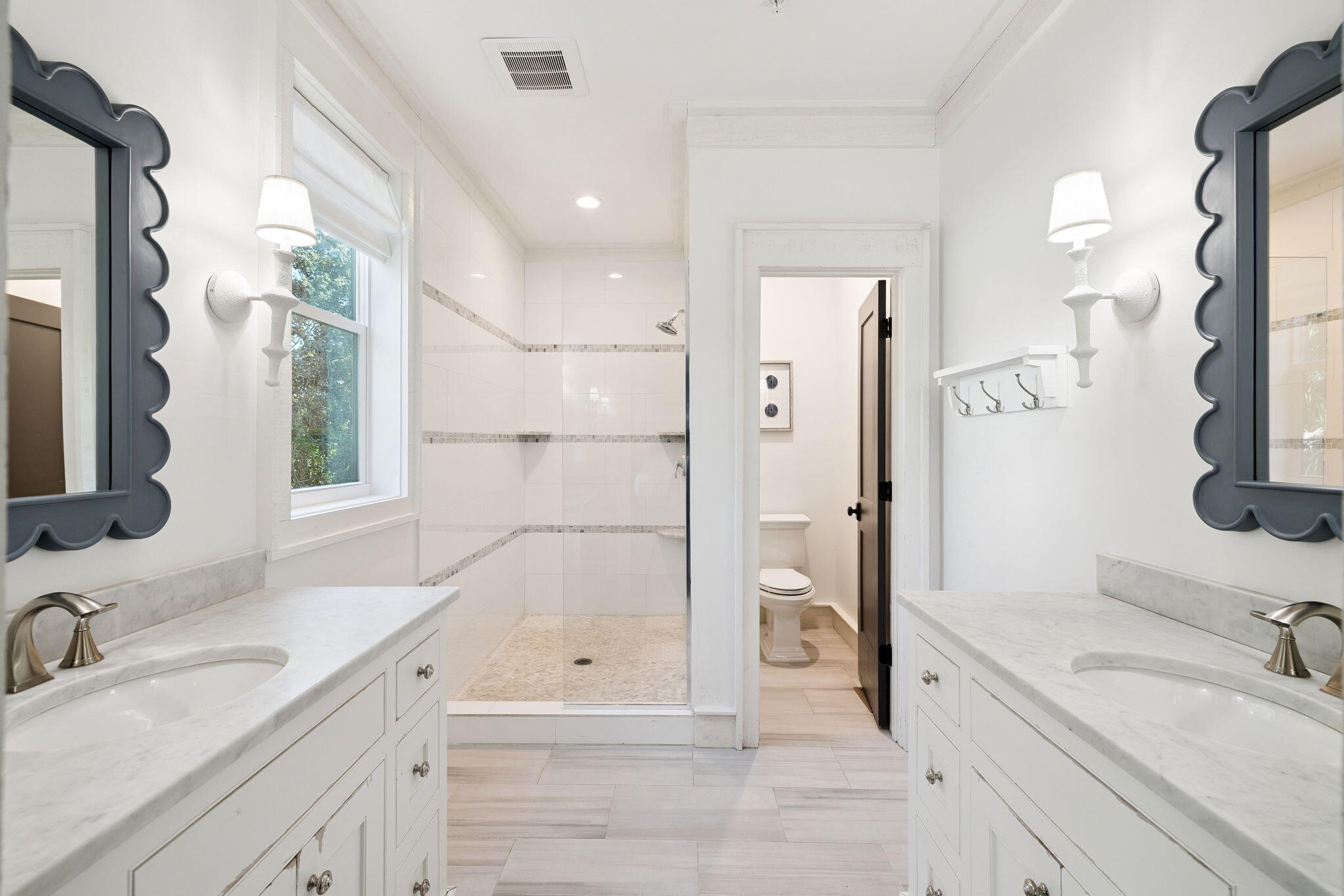 SECLUSION DUNES - Residential