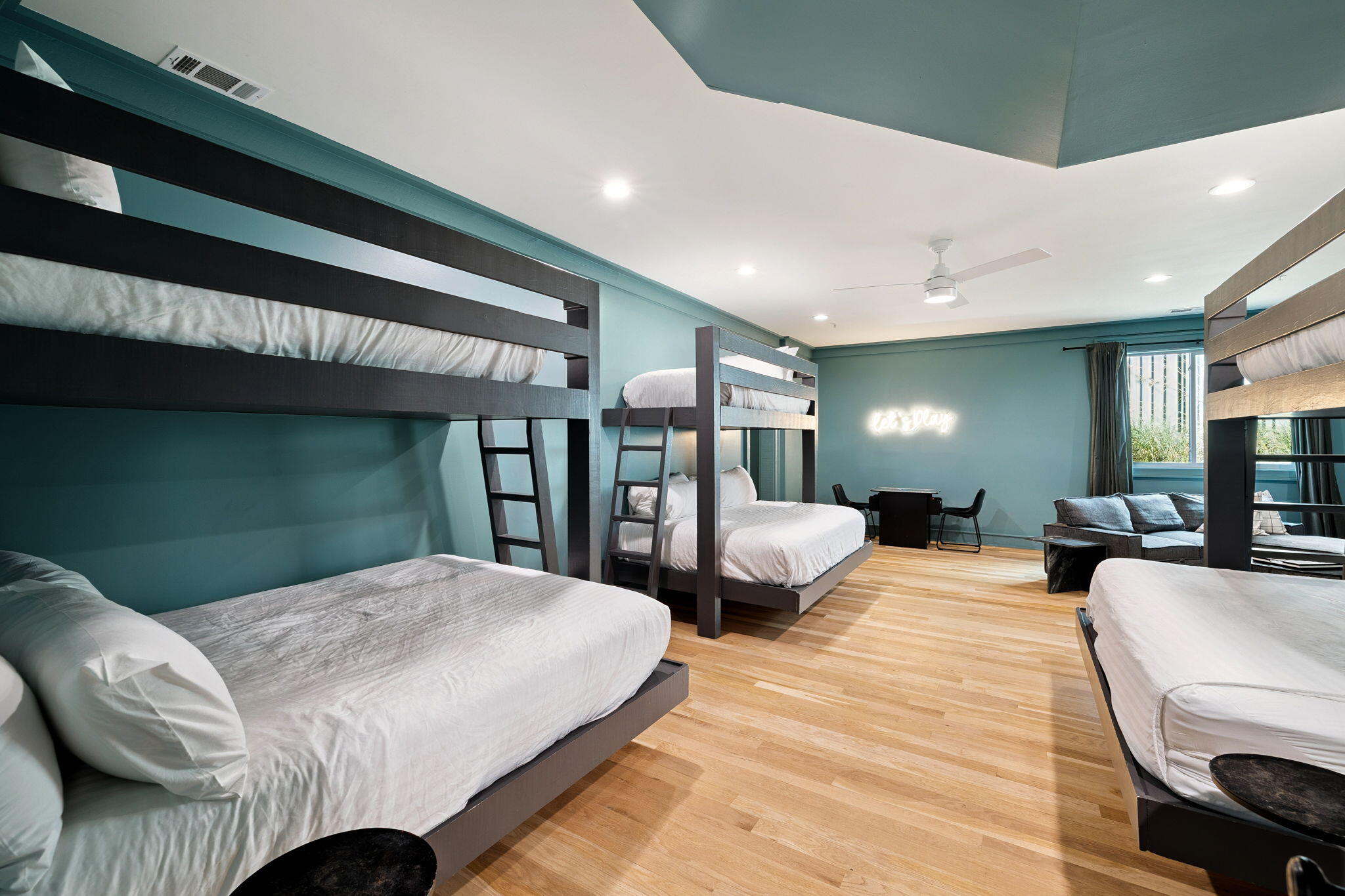 SECLUSION DUNES - Residential