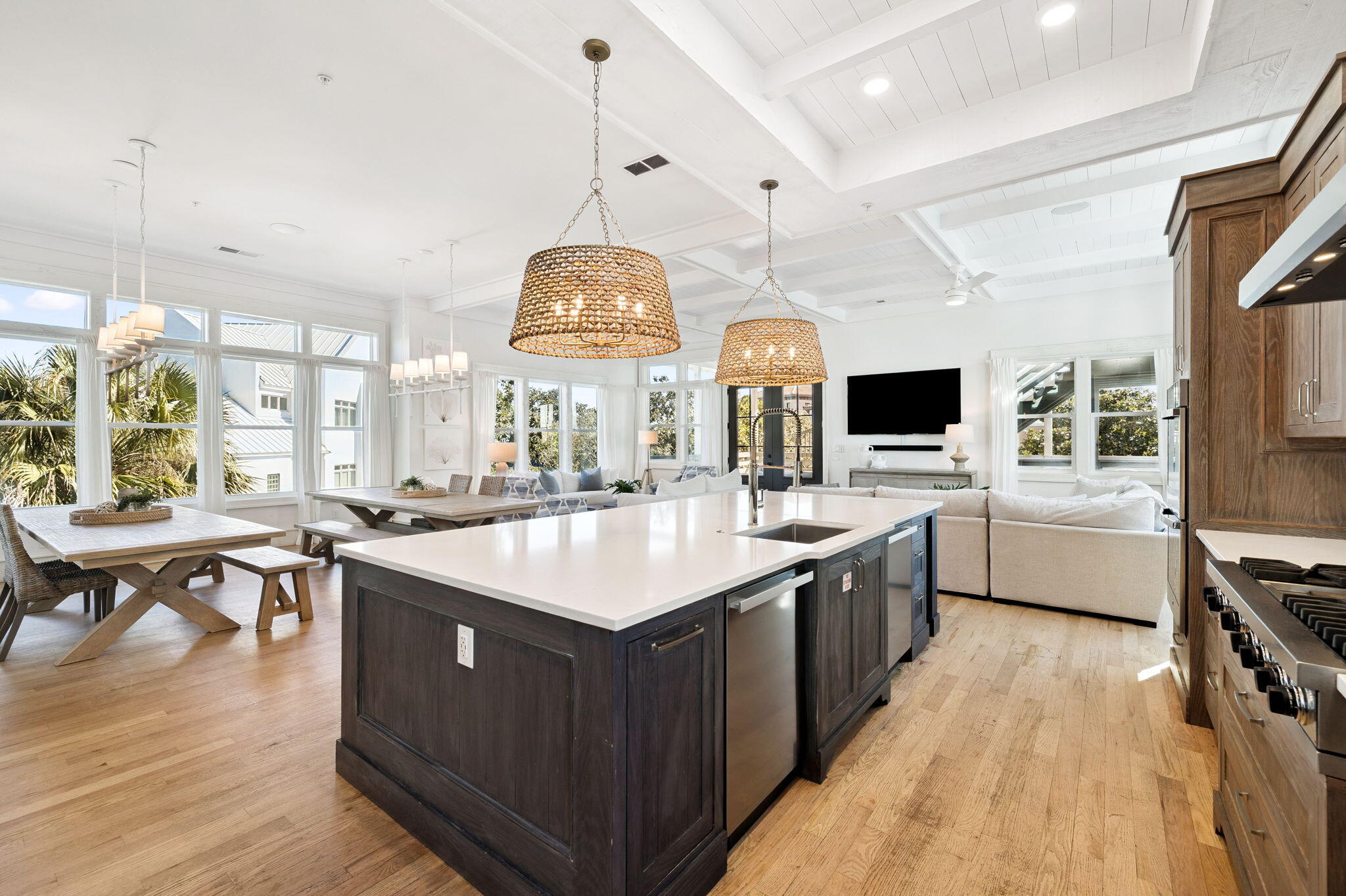 SECLUSION DUNES - Residential