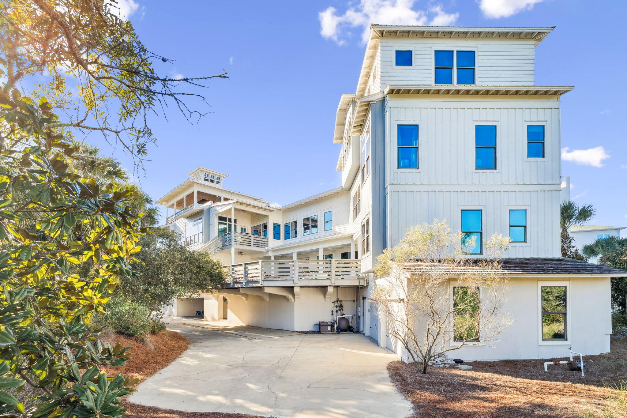 SECLUSION DUNES - Residential