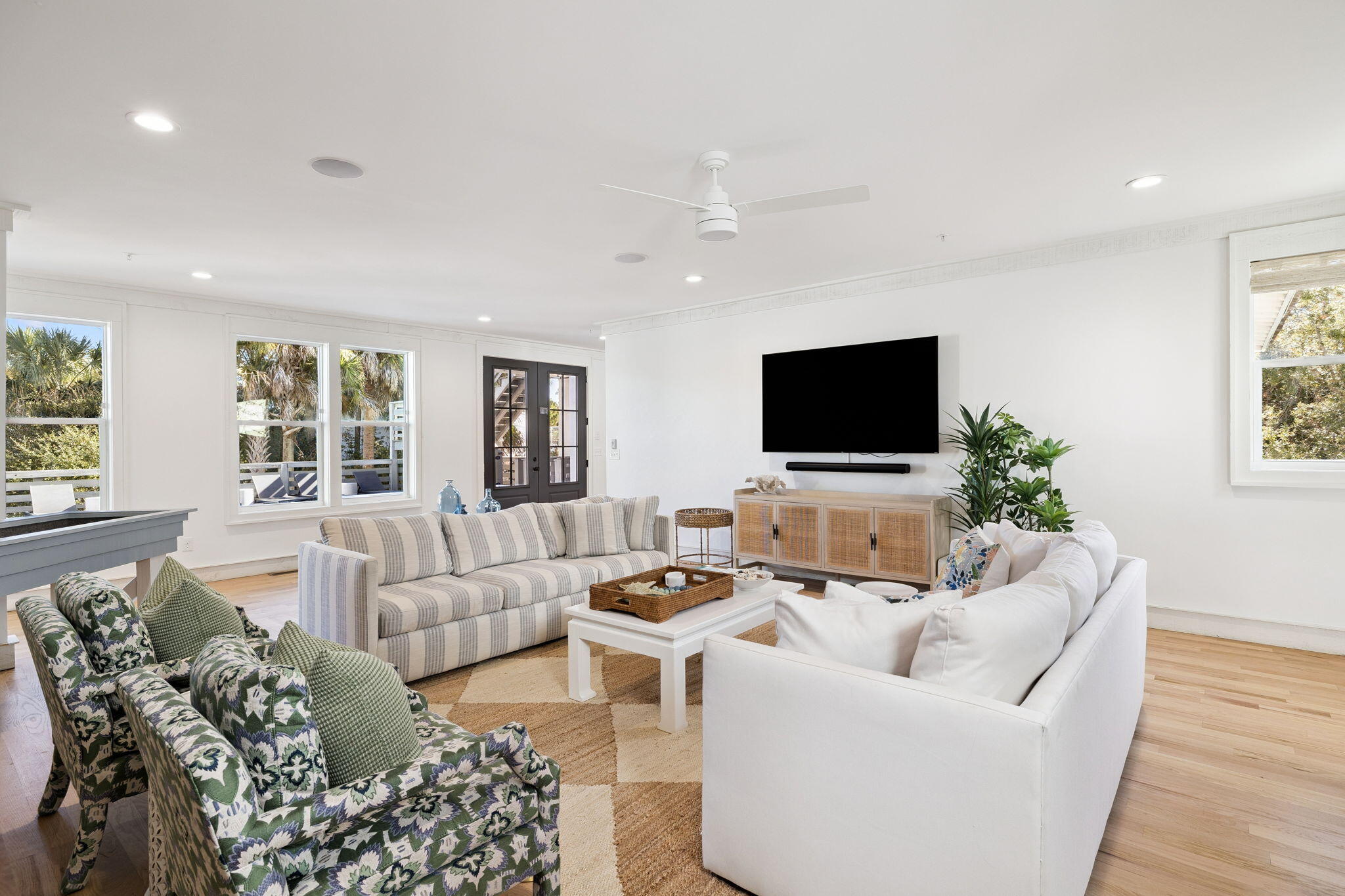 SECLUSION DUNES - Residential