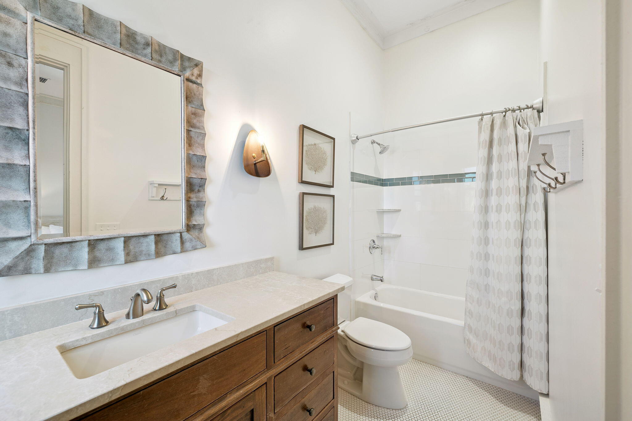 SECLUSION DUNES - Residential