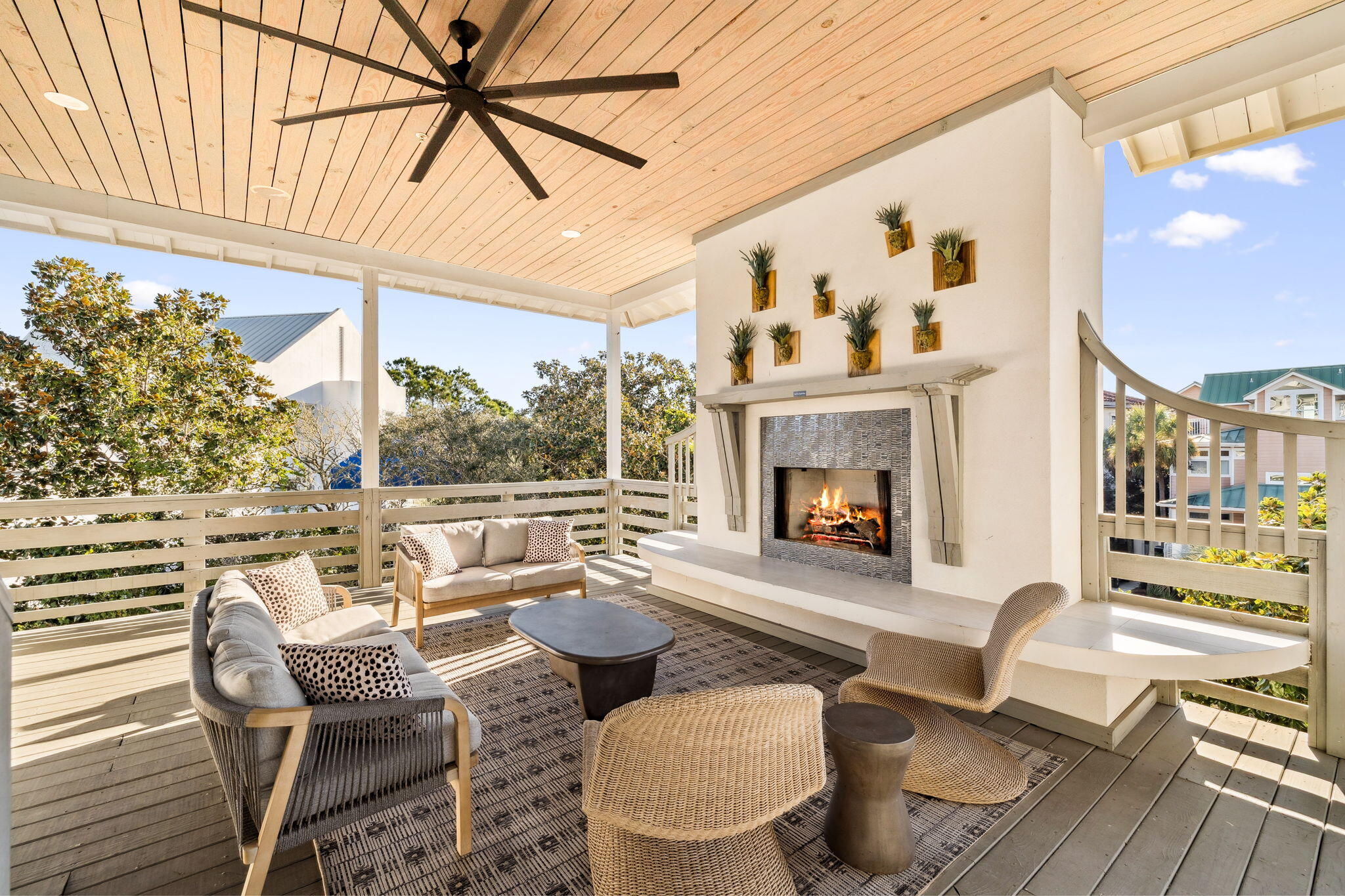 SECLUSION DUNES - Residential