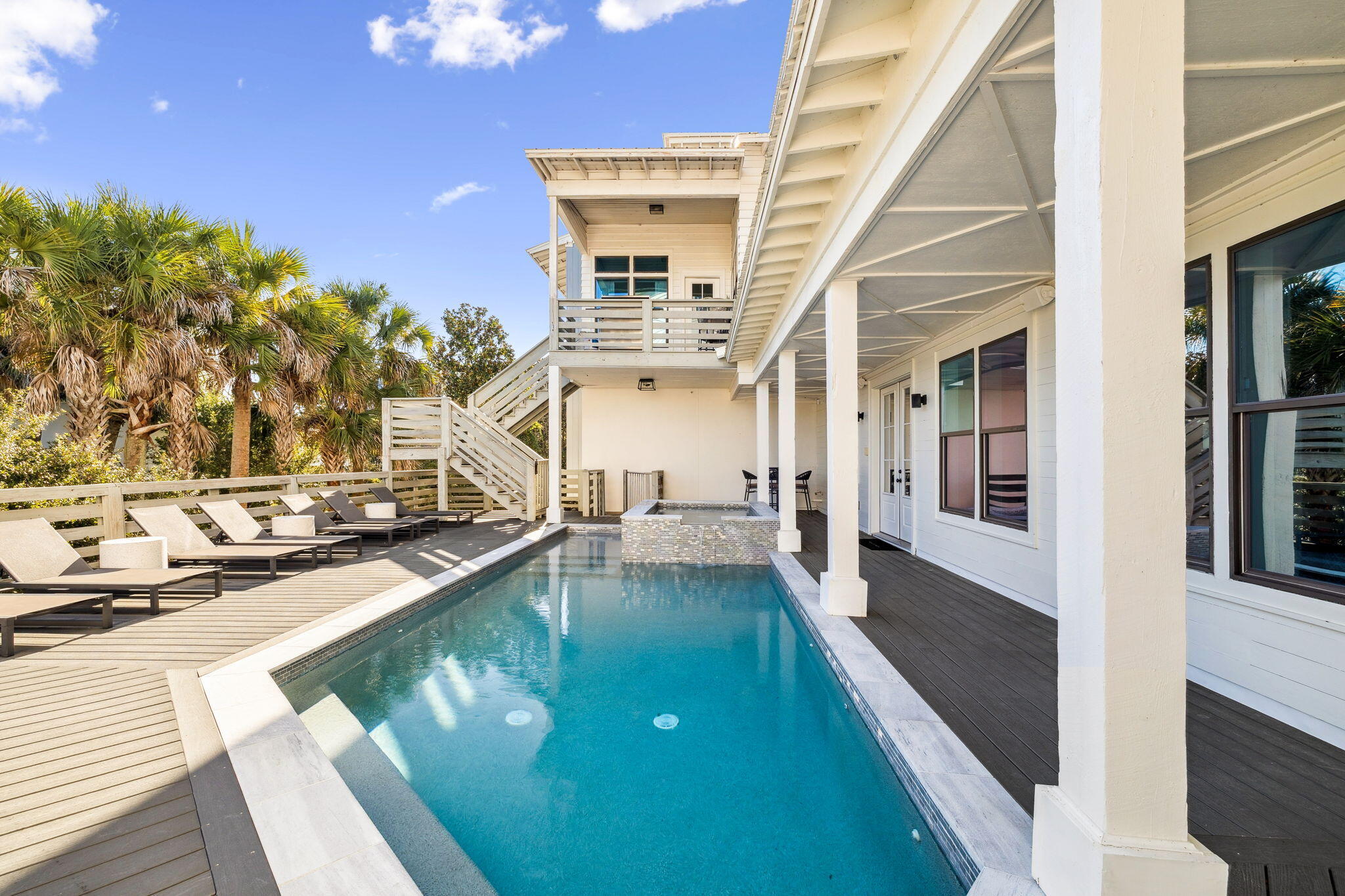 SECLUSION DUNES - Residential