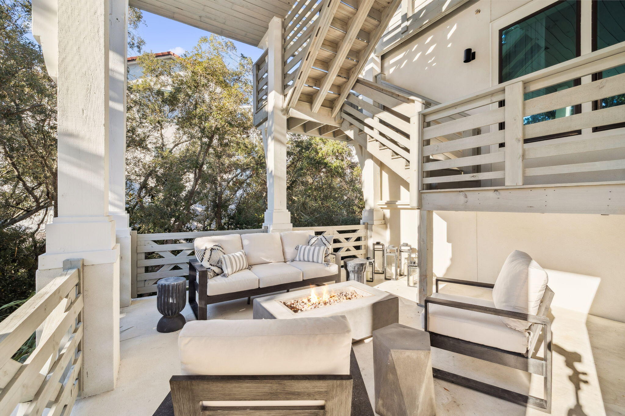 SECLUSION DUNES - Residential