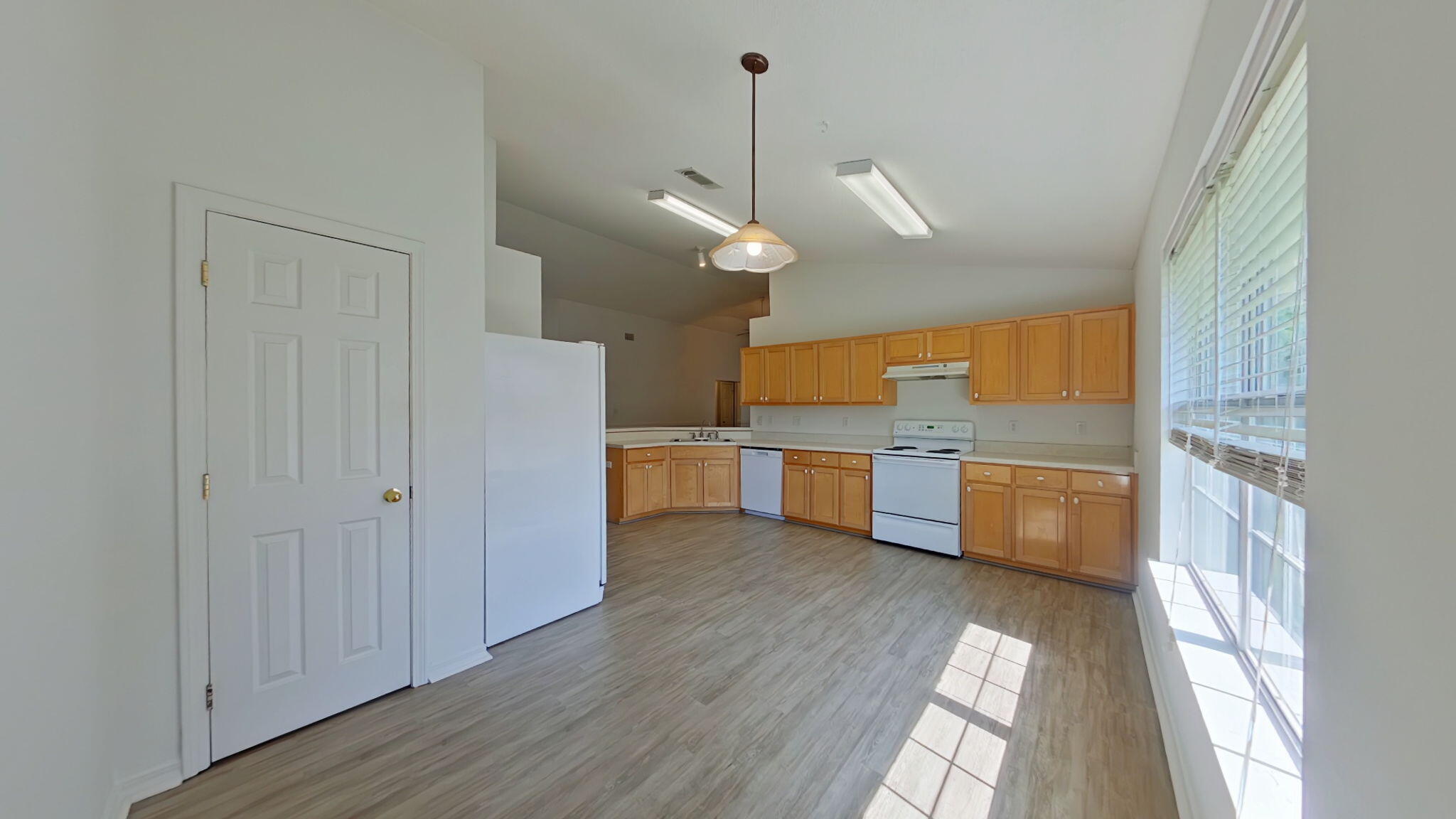 HAMPTON RIDGE ESTATES - Residential