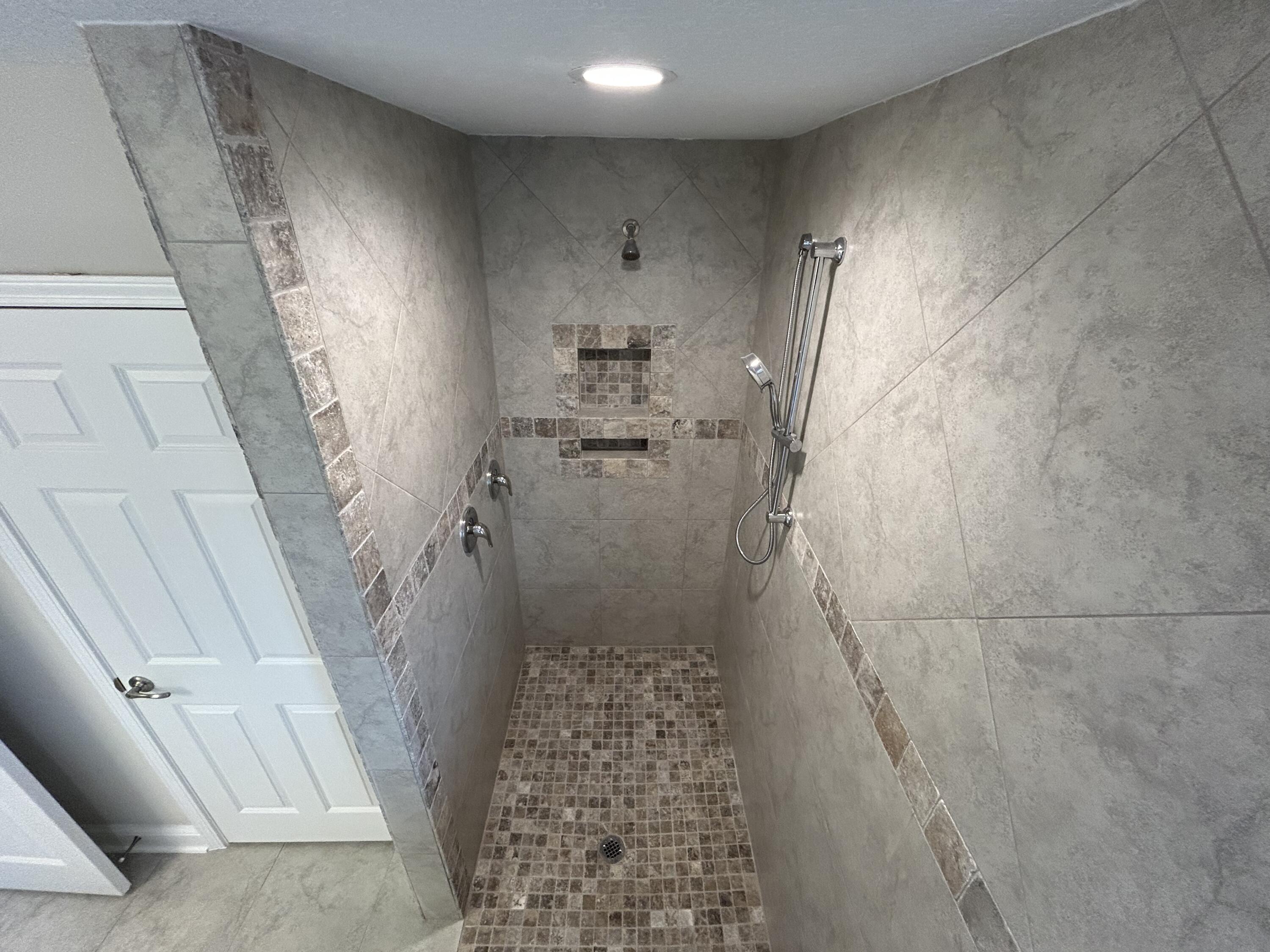 CREETS LANDING - Residential