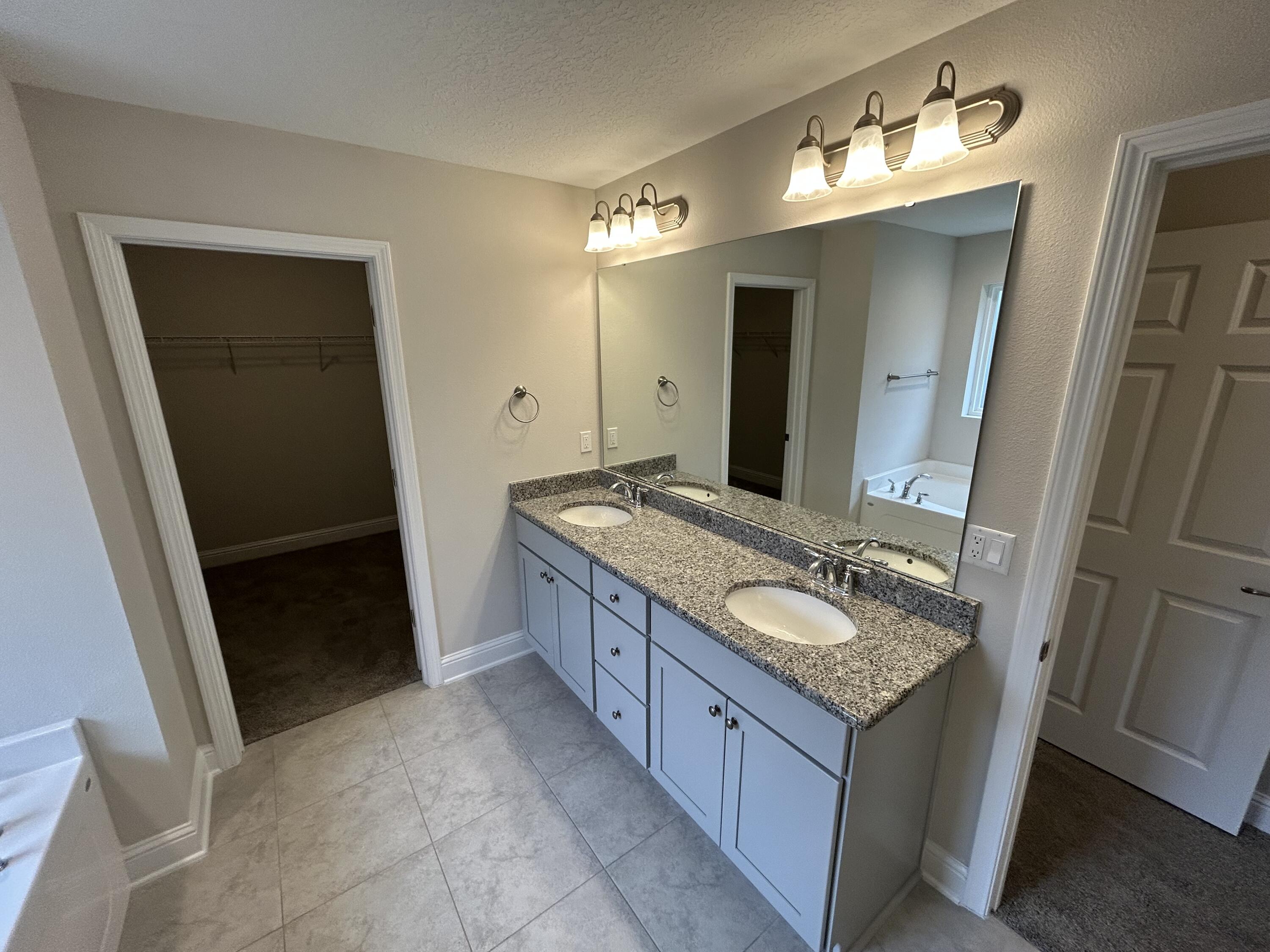 CREETS LANDING - Residential