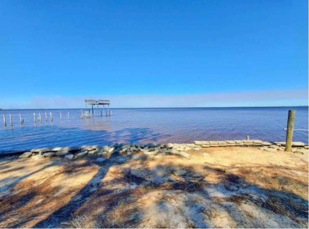 HEWETT BAYOU - Residential
