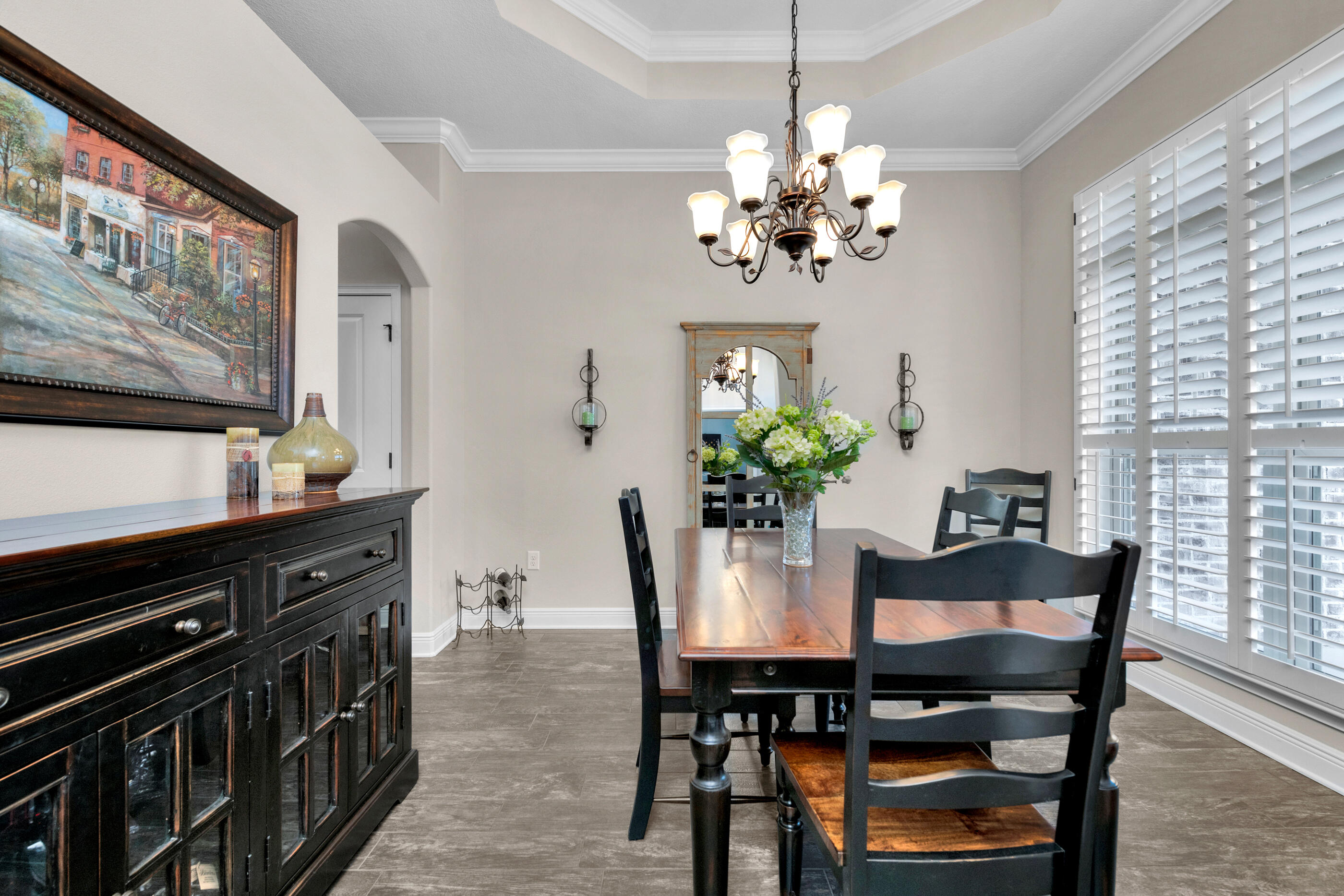 WHISPERING PINES - Residential