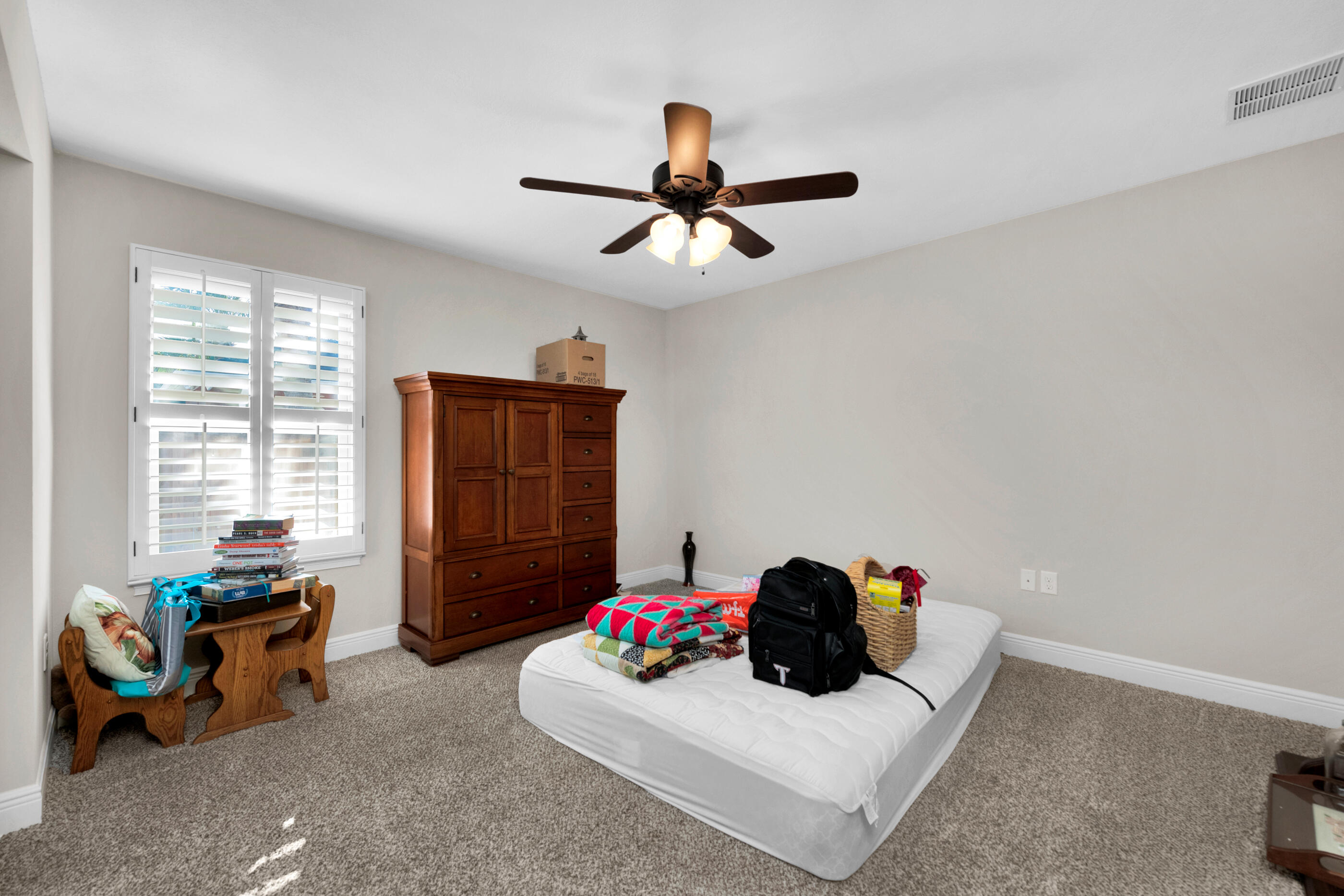 WHISPERING PINES - Residential