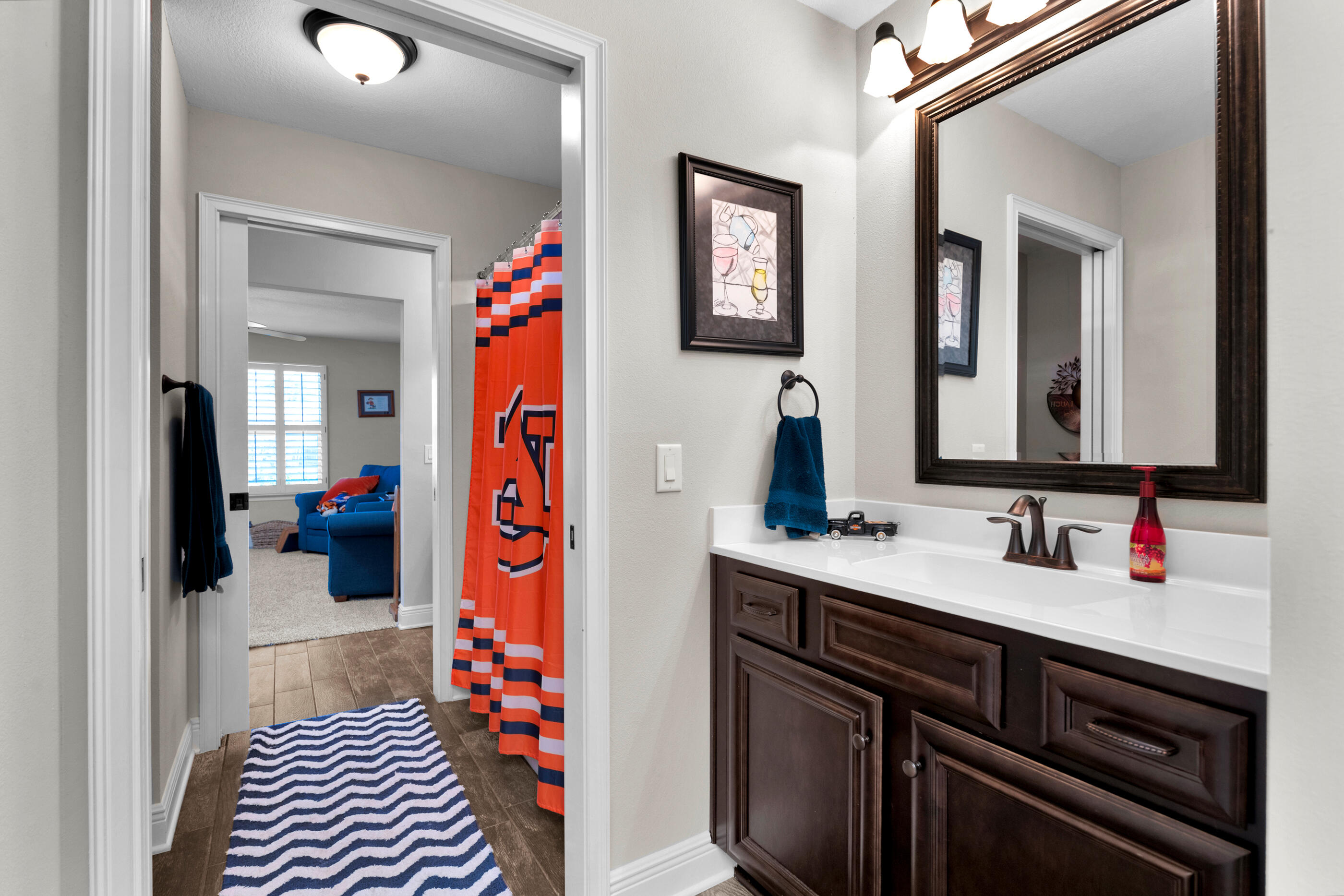 WHISPERING PINES - Residential