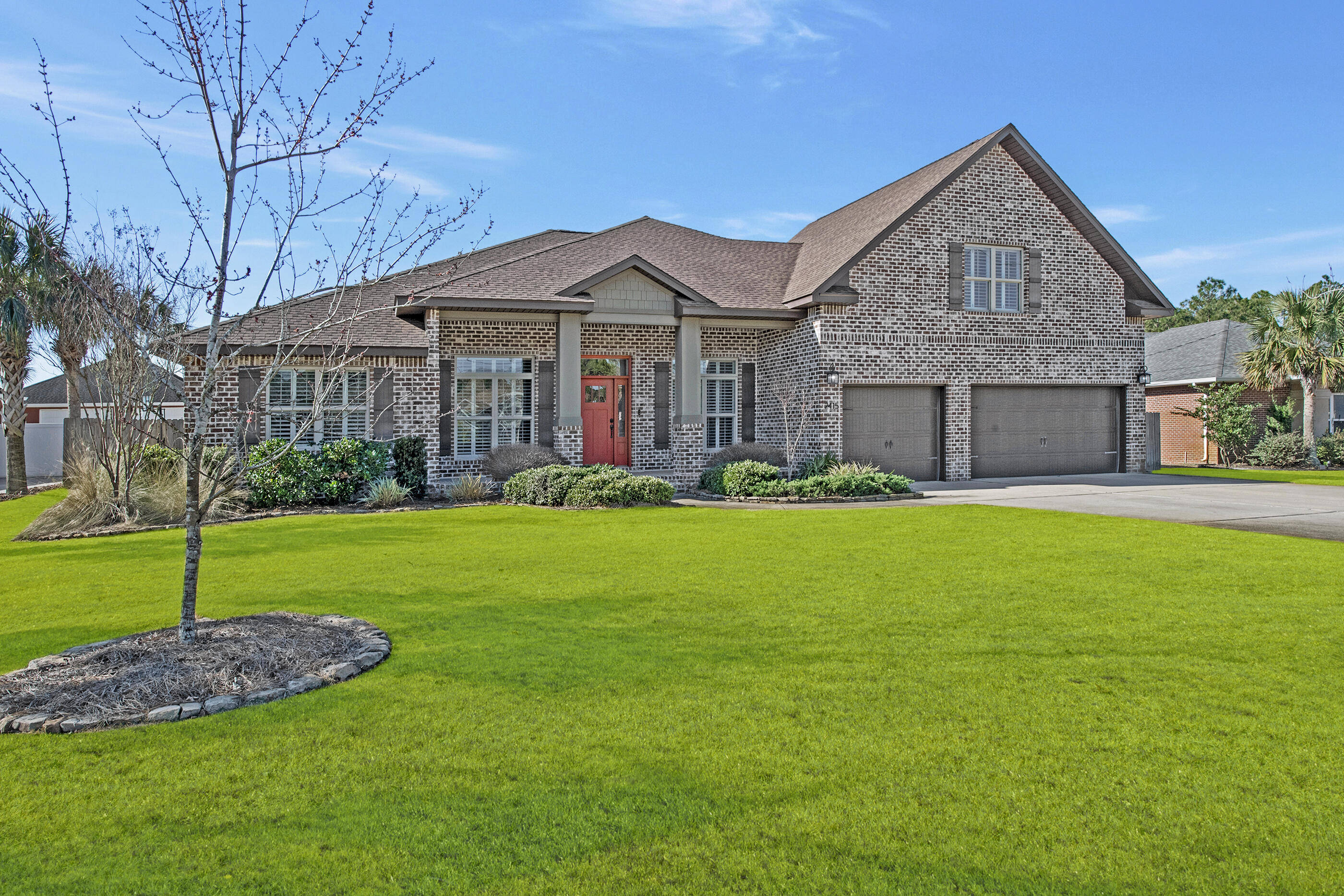 WHISPERING PINES - Residential