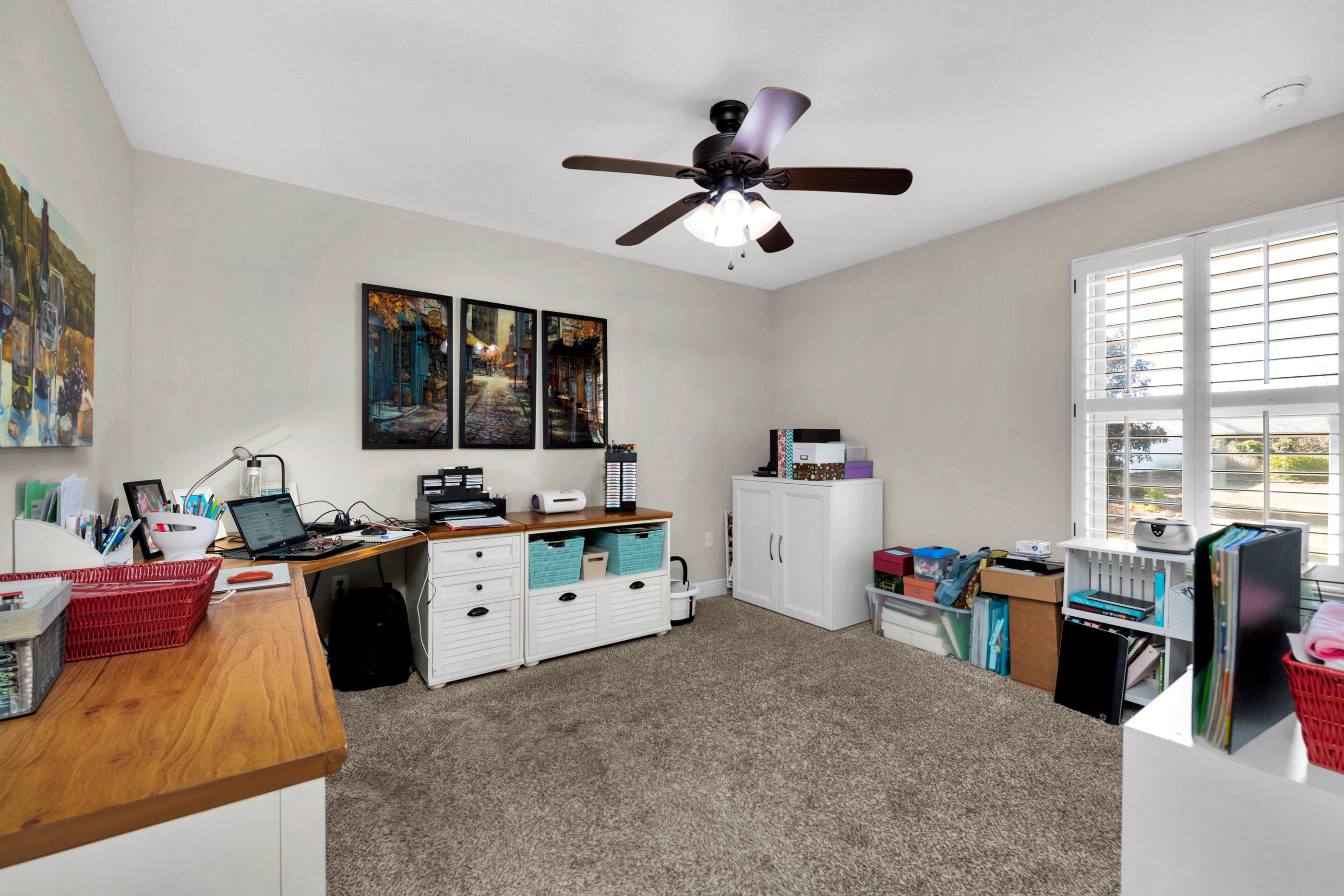 WHISPERING PINES - Residential