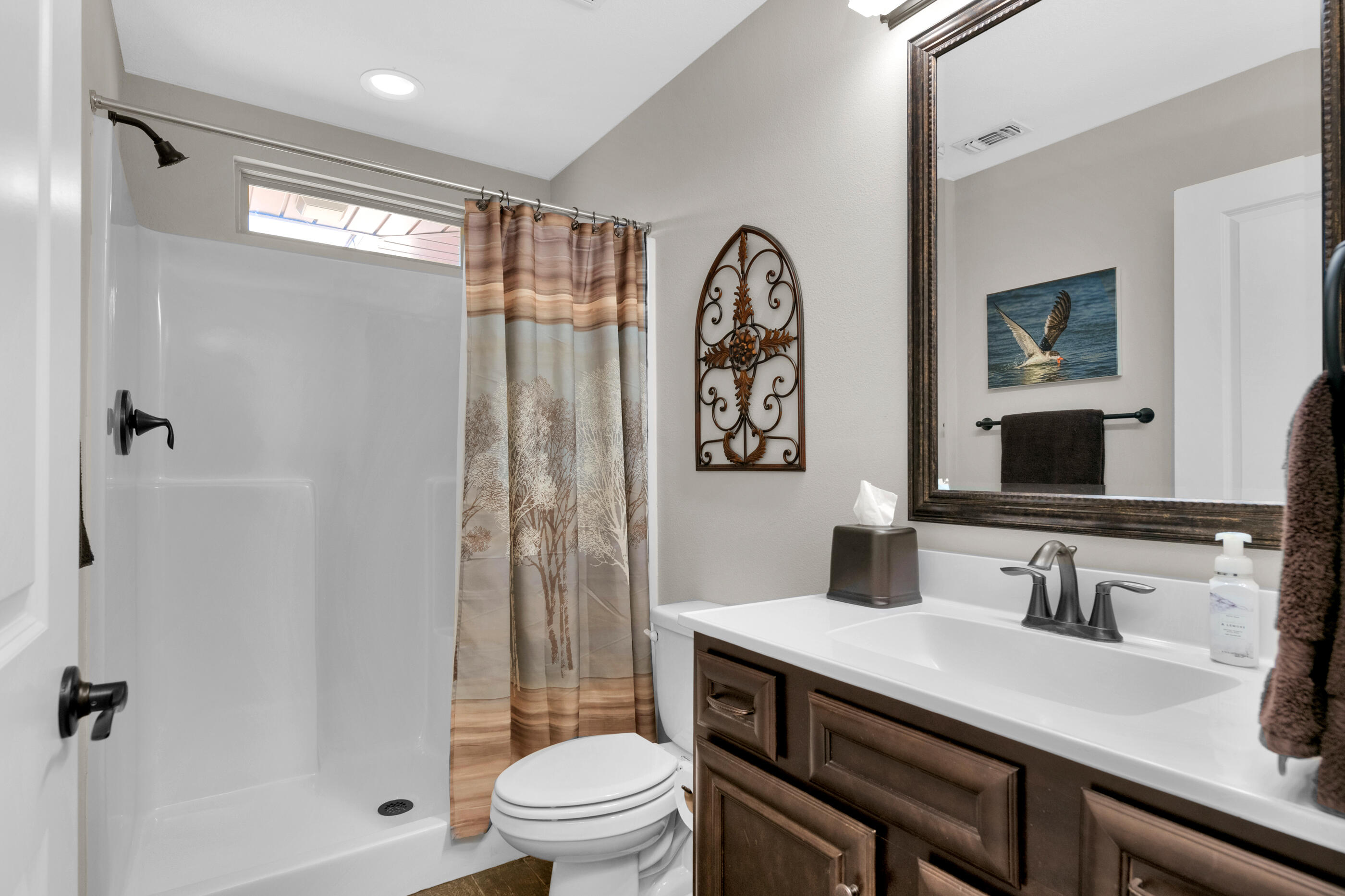 WHISPERING PINES - Residential