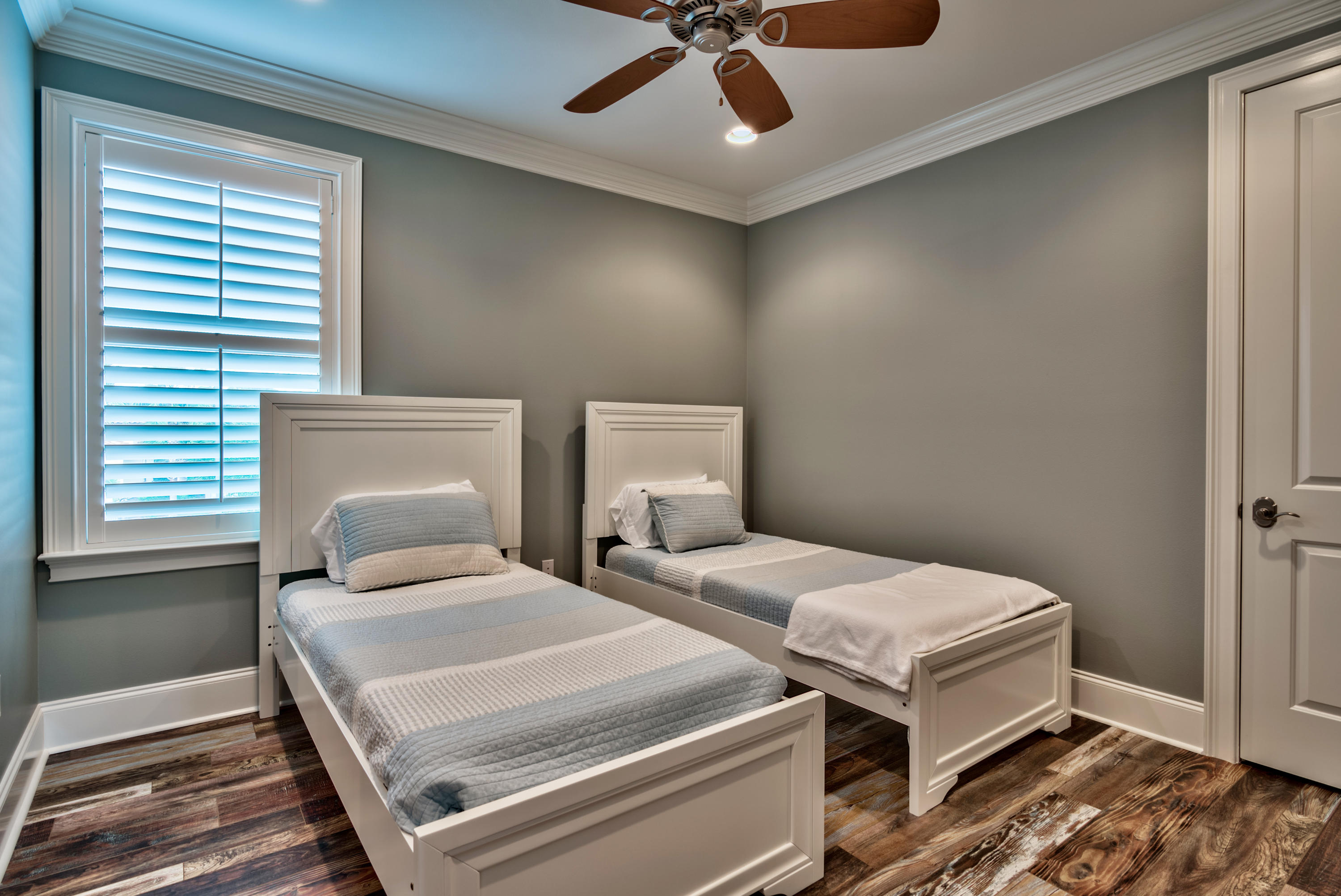 VILLA LAGO - Residential