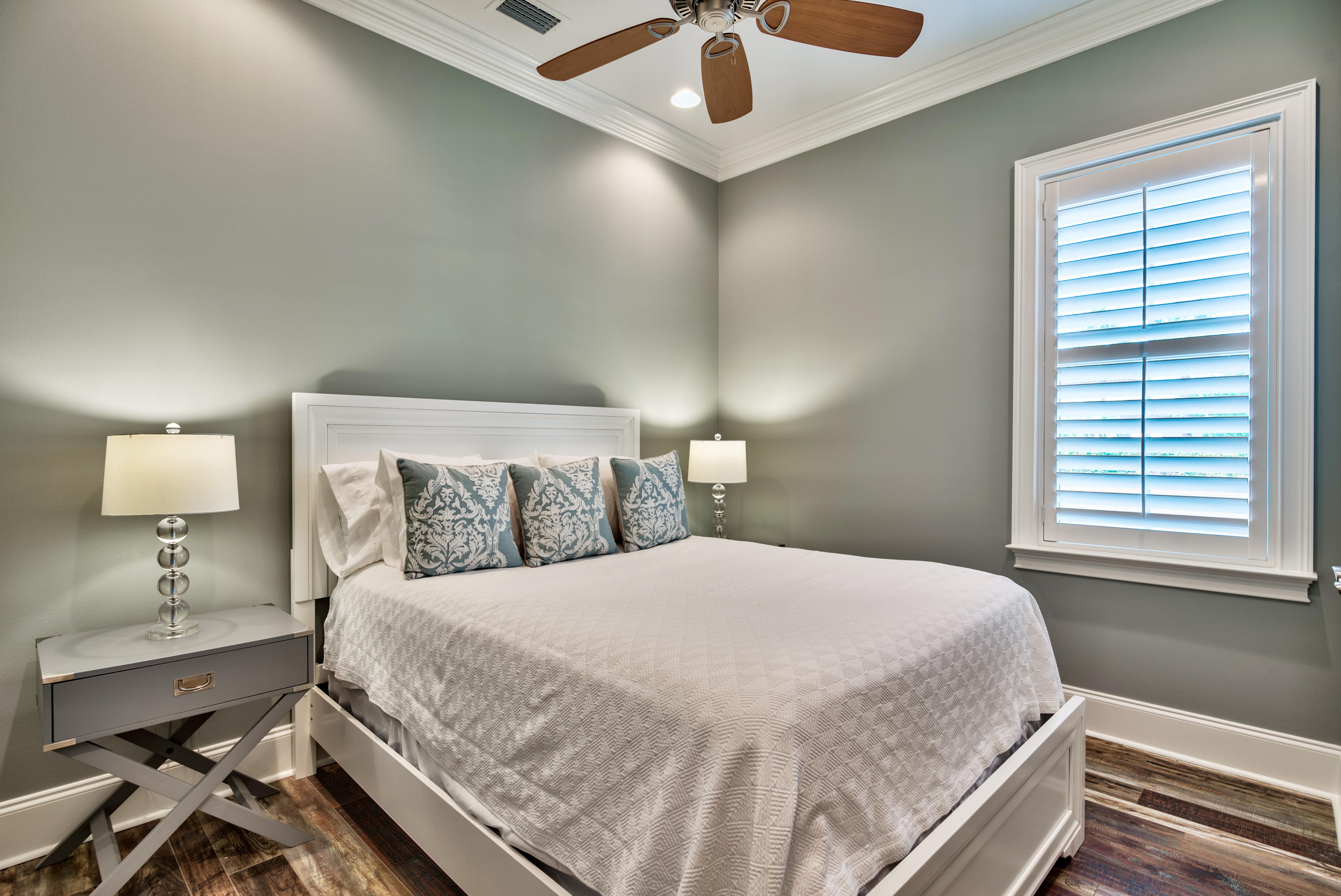 VILLA LAGO - Residential