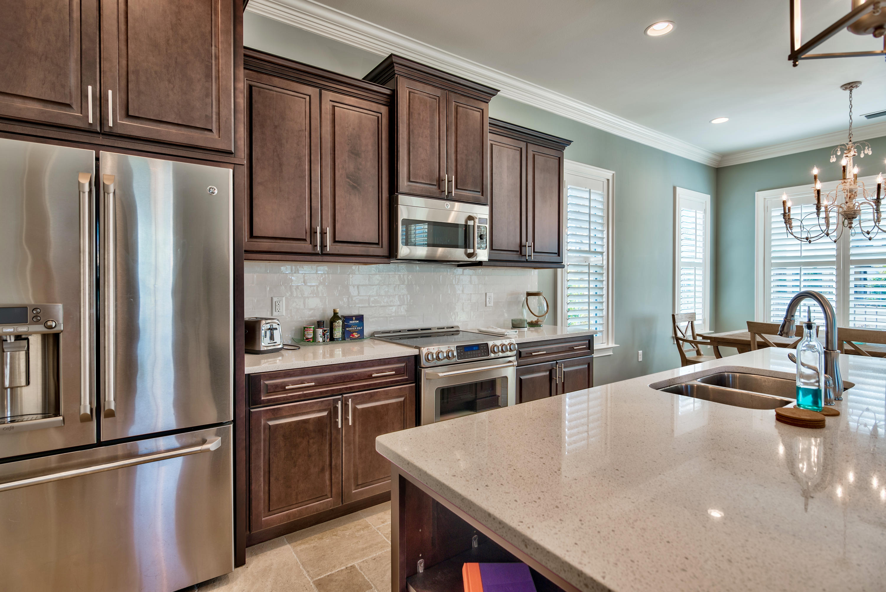 VILLA LAGO - Residential