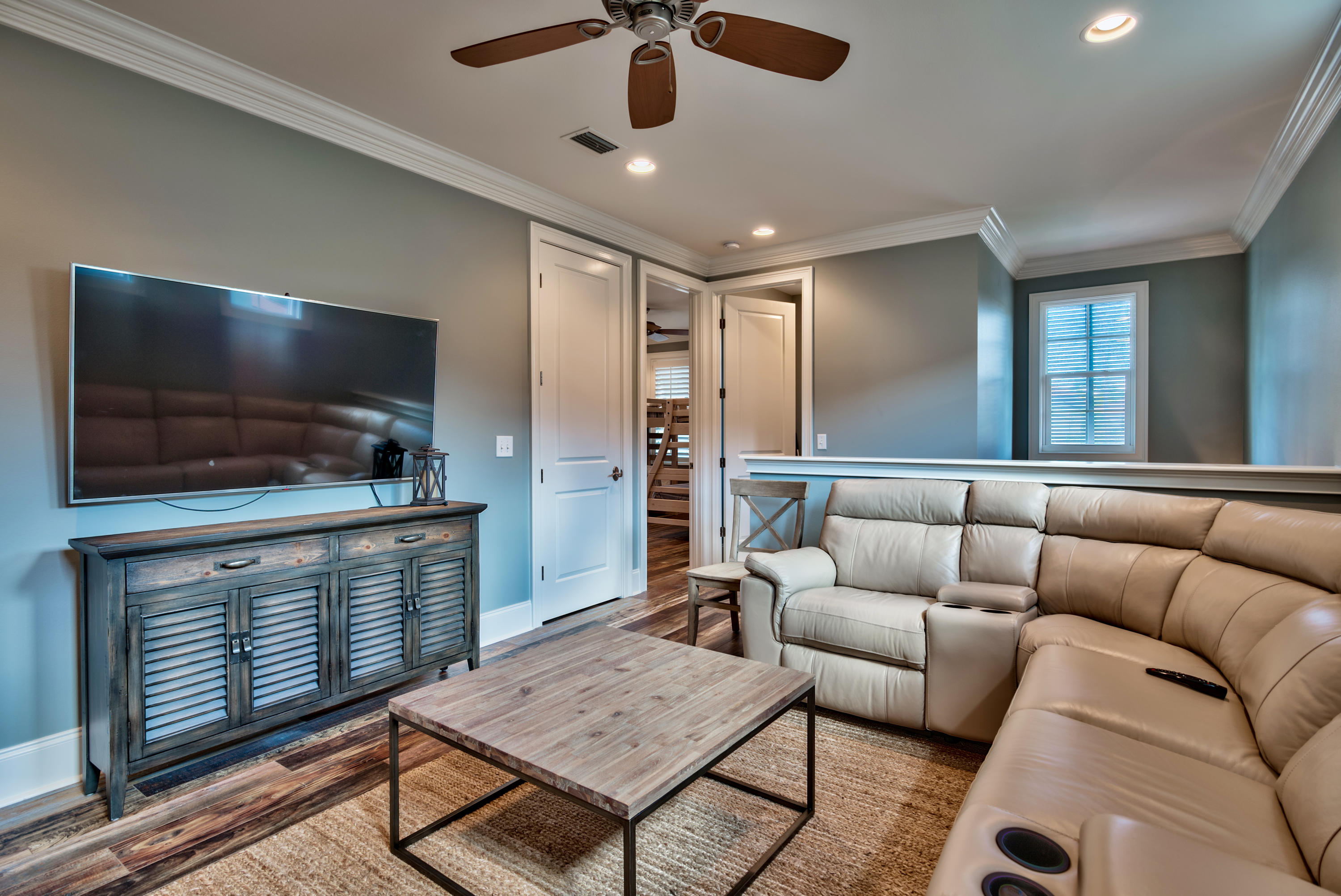 VILLA LAGO - Residential