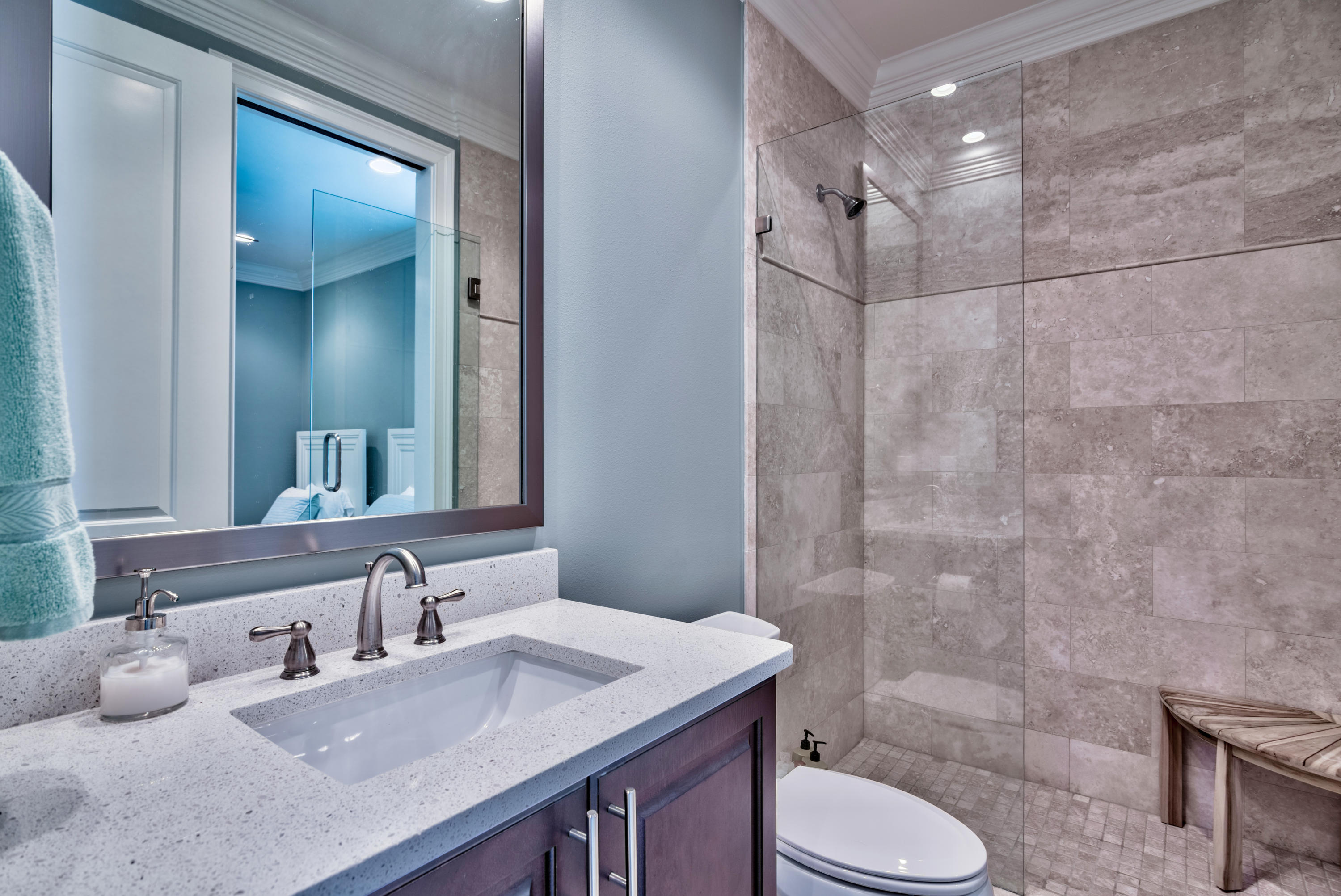 VILLA LAGO - Residential