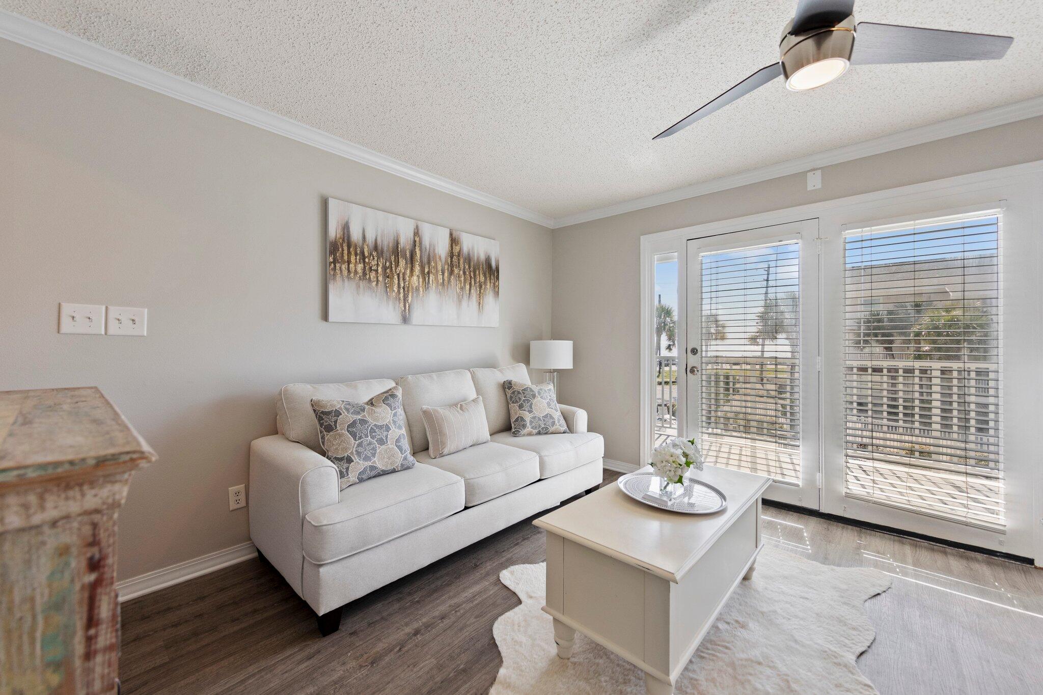 SUMMER BREEZE CONDO - Residential