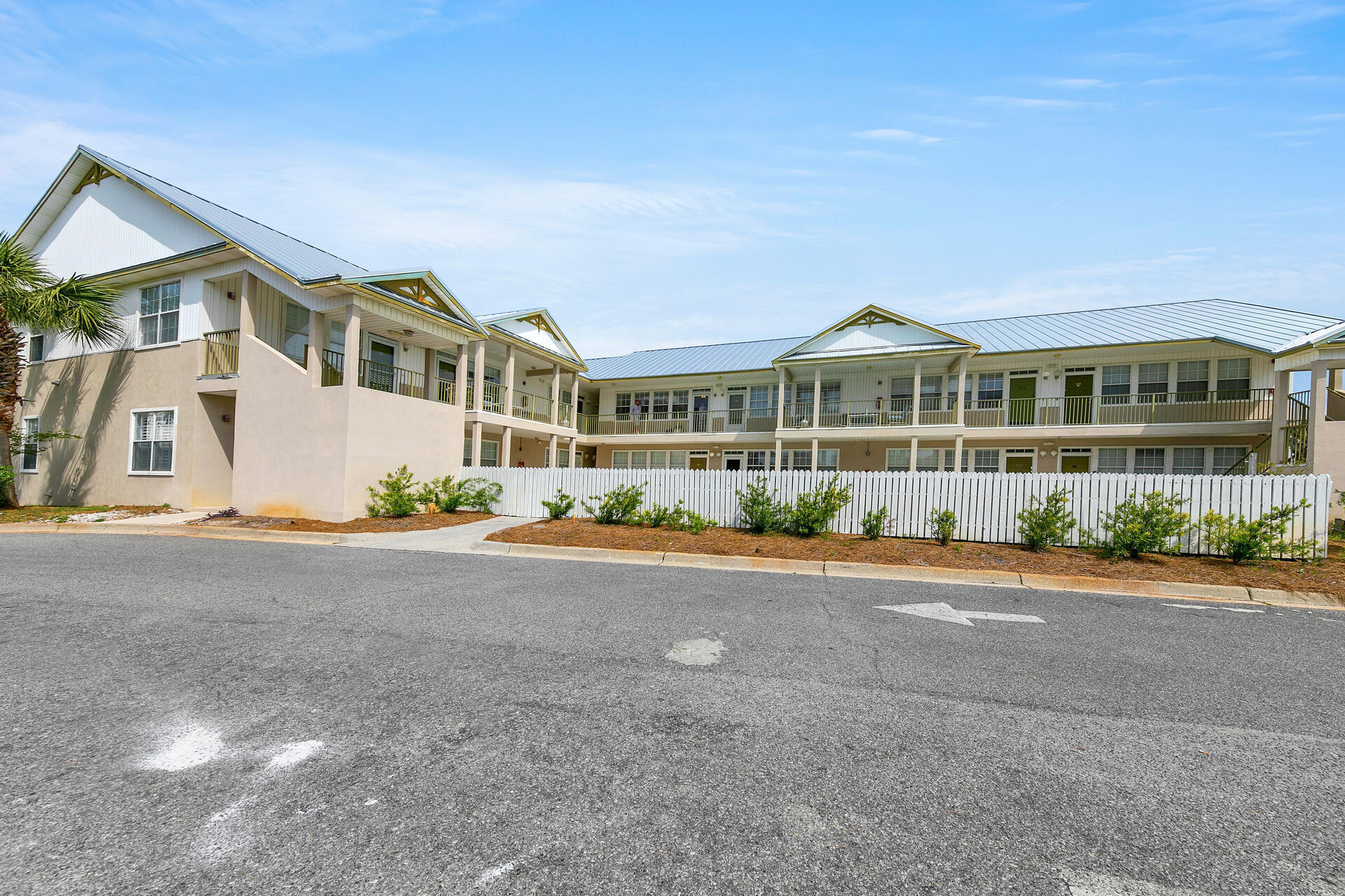 POINCIANA PLACE - Residential