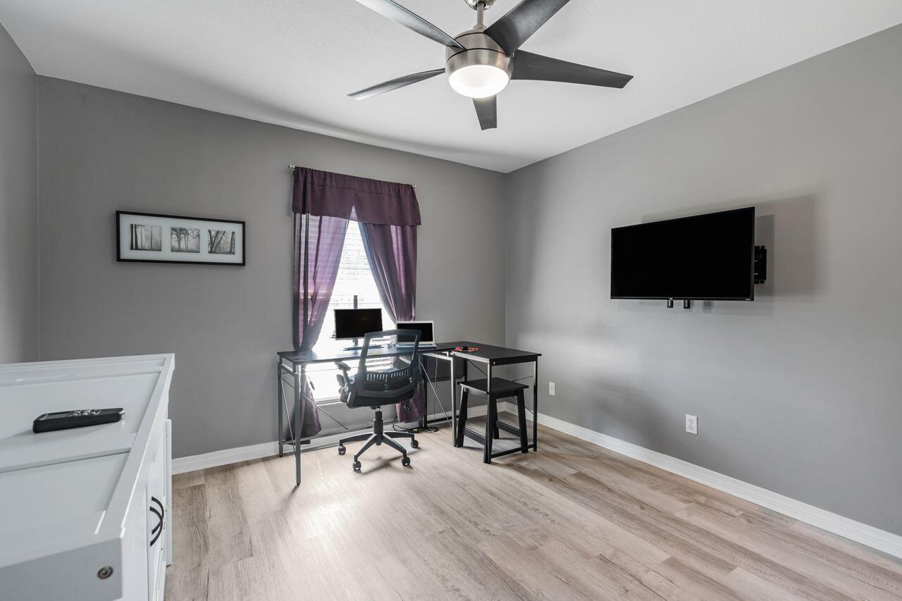 LONGWOOD PINES S/D - Residential