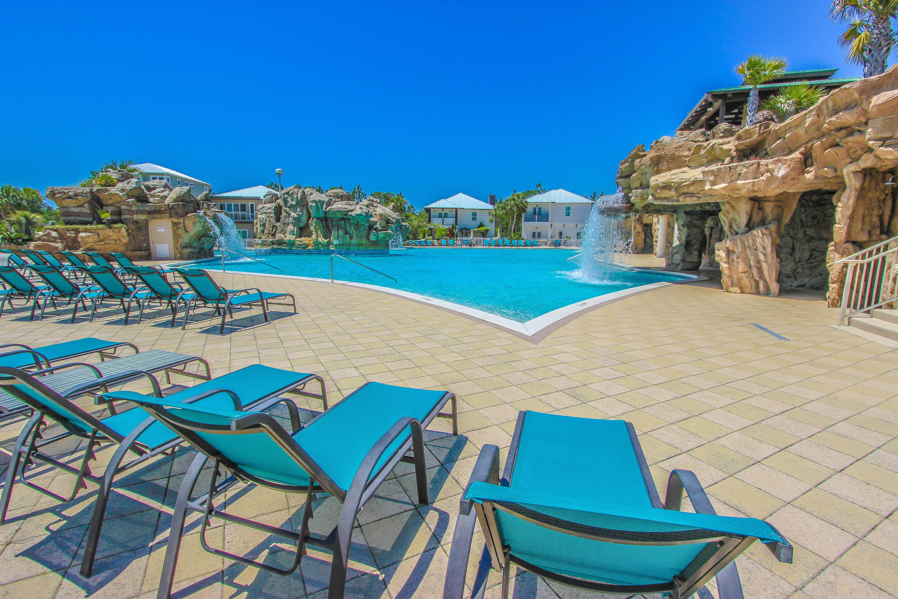 CYPRESS BREEZE PLANTATION - Residential