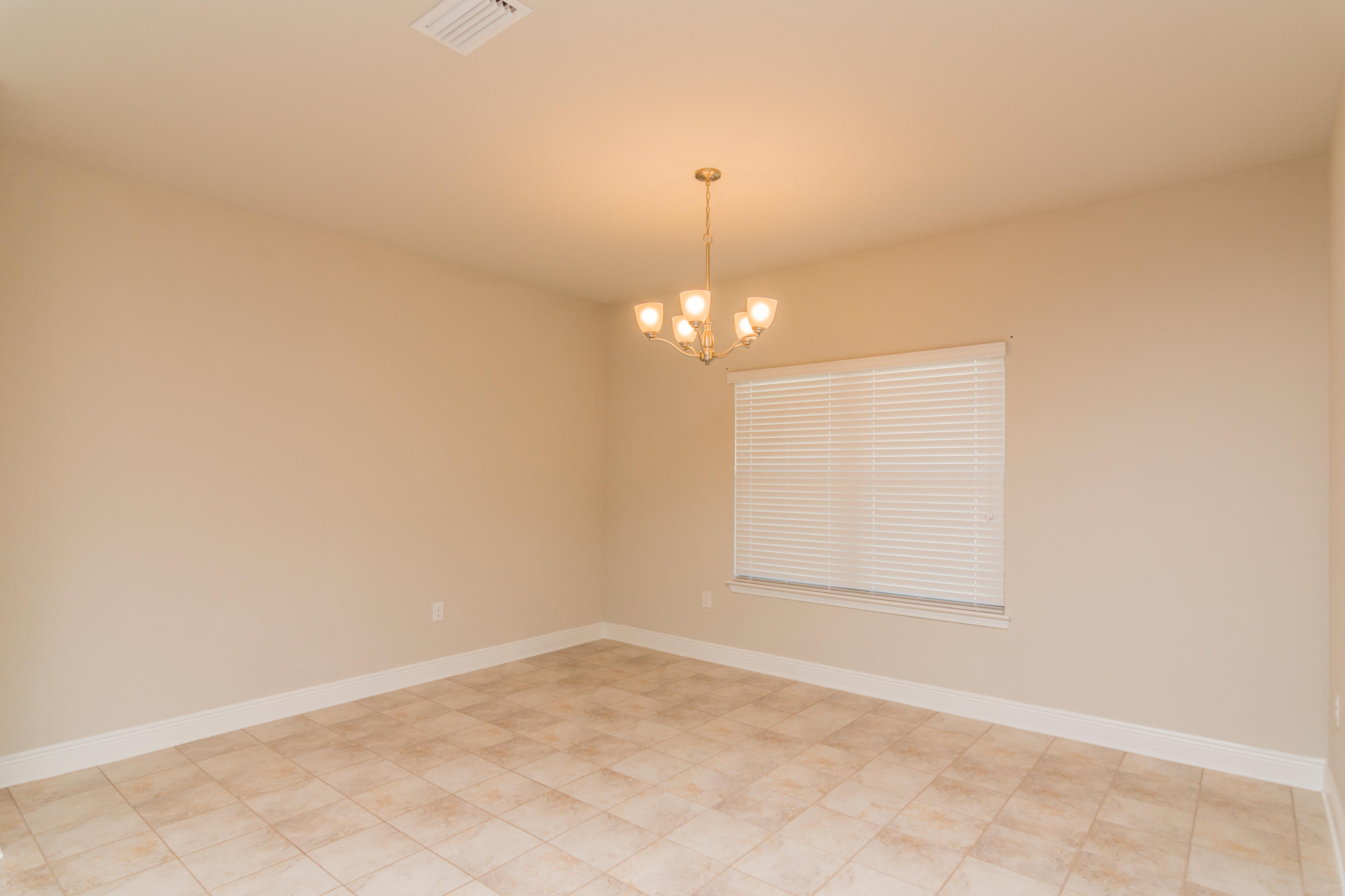 AUTUMN WOODS - Residential