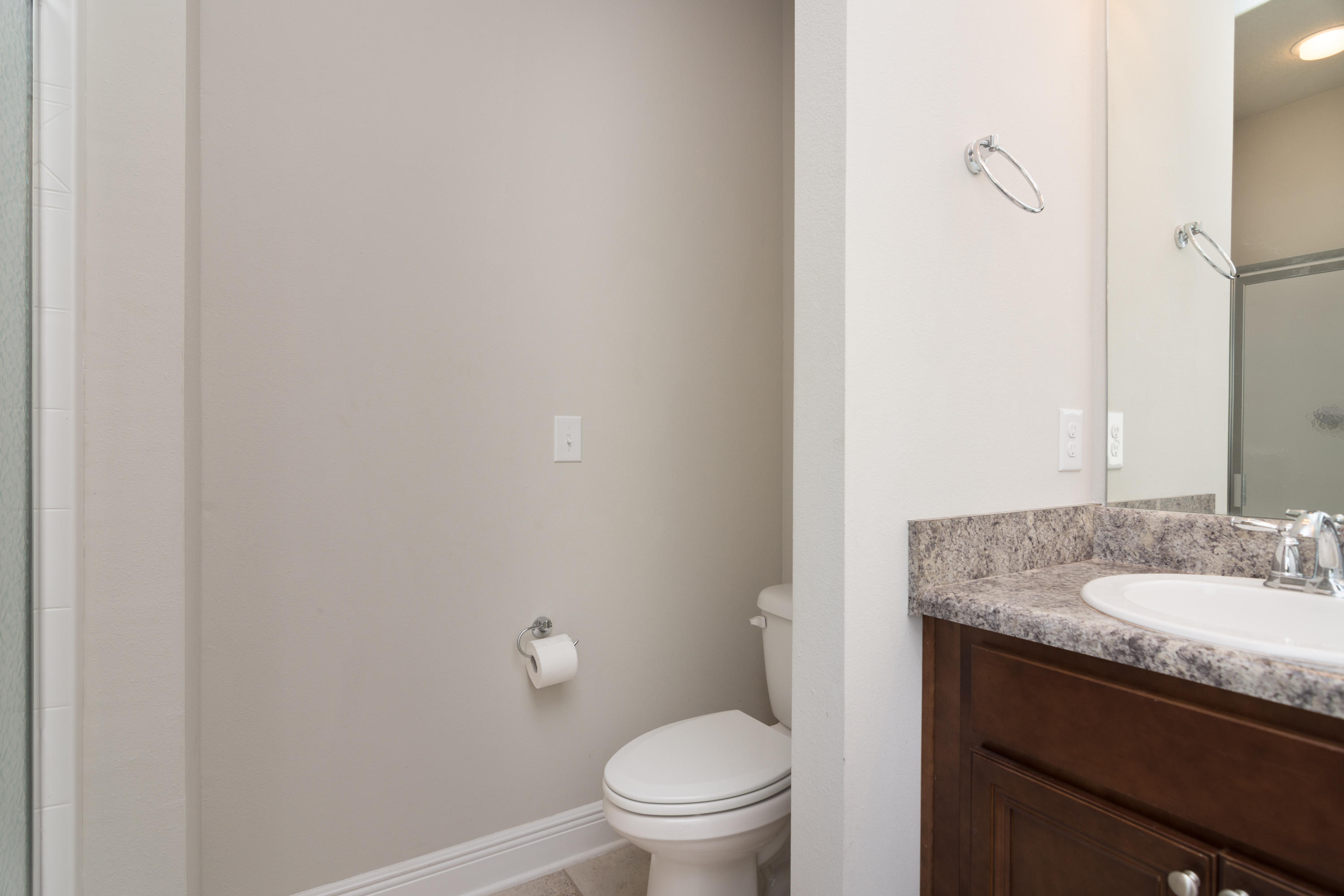 AUTUMN WOODS - Residential