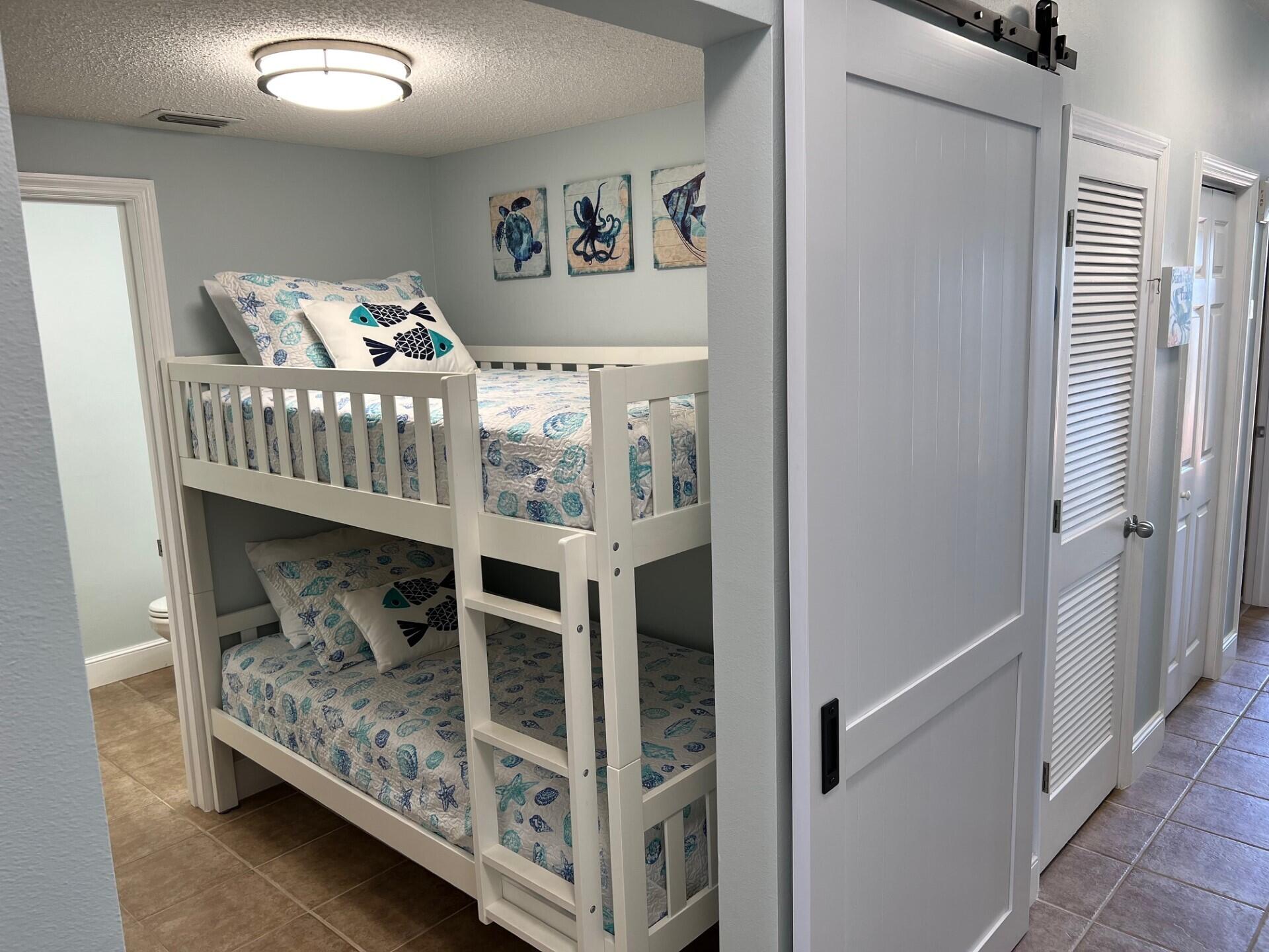 MAJESTIC BEACH TOWERS I - Residential