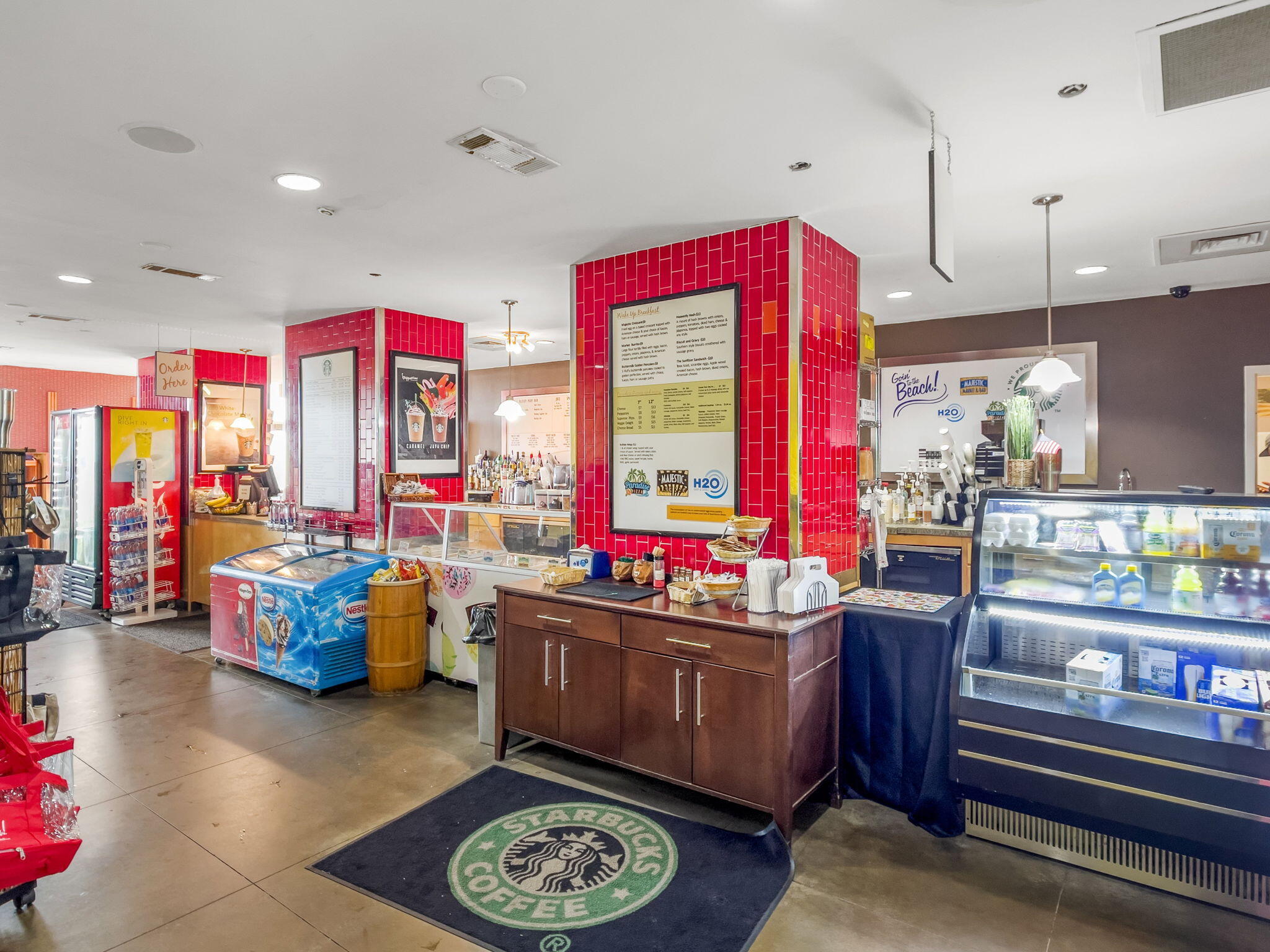 MAJESTIC BEACH TOWERS I - Residential