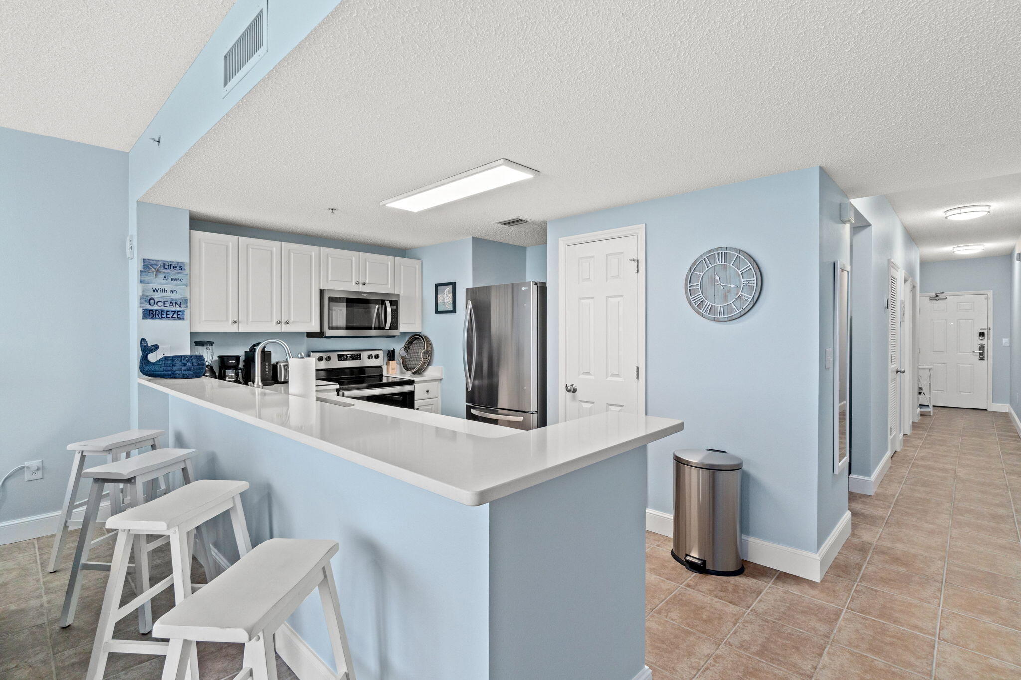 MAJESTIC BEACH TOWERS I - Residential