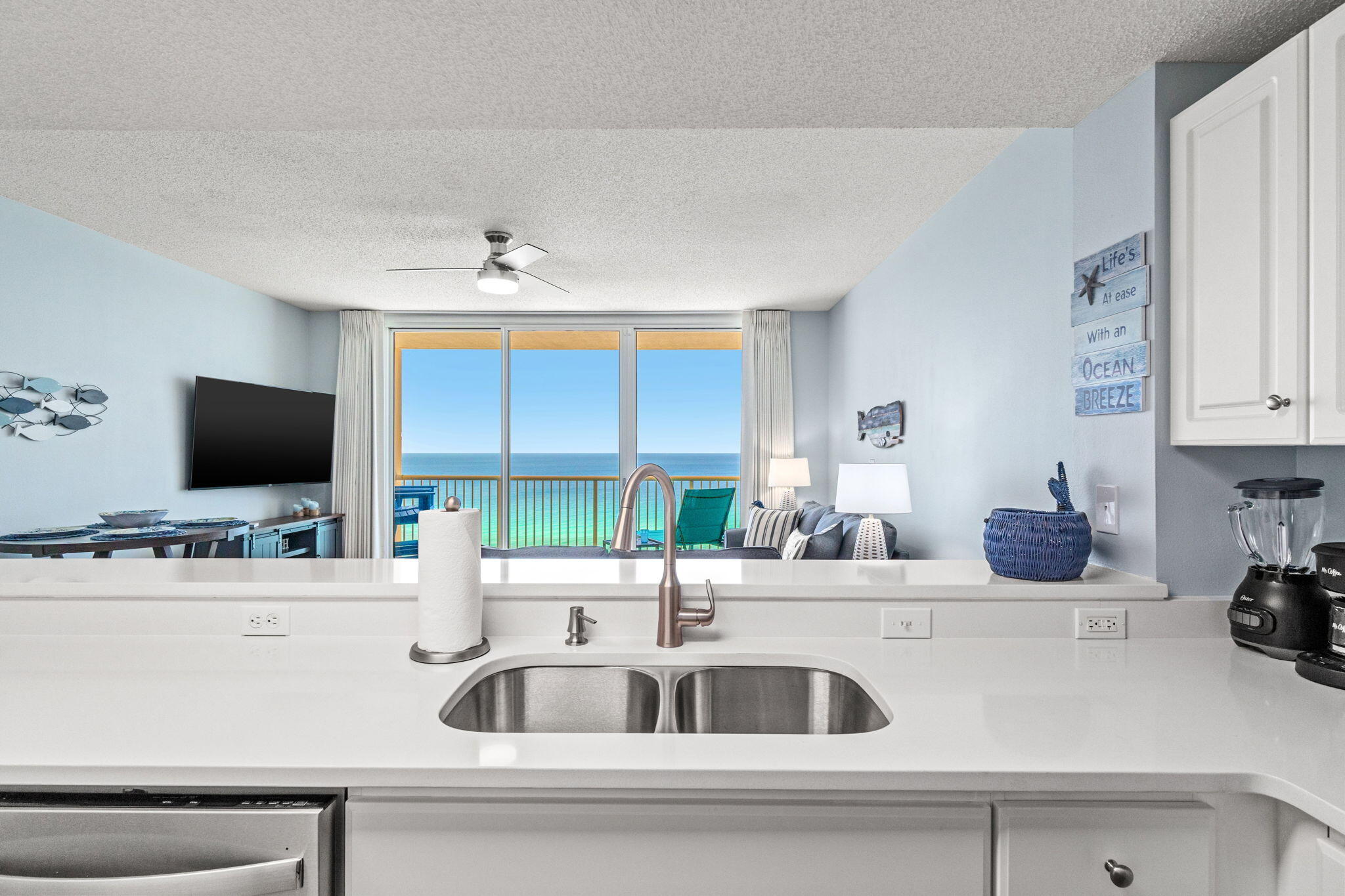 MAJESTIC BEACH TOWERS I - Residential