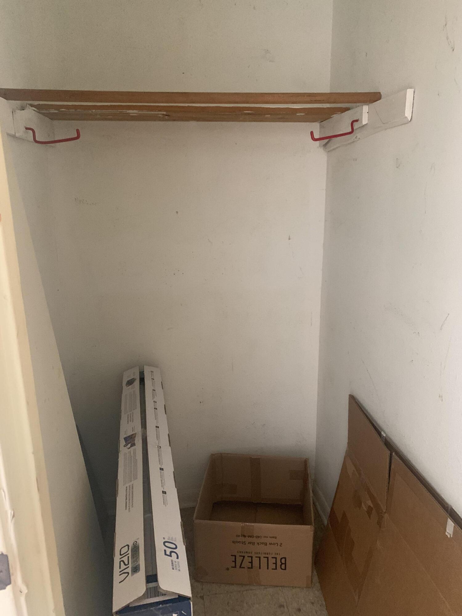 COUNTRY CLUB CONDO - Residential Lease