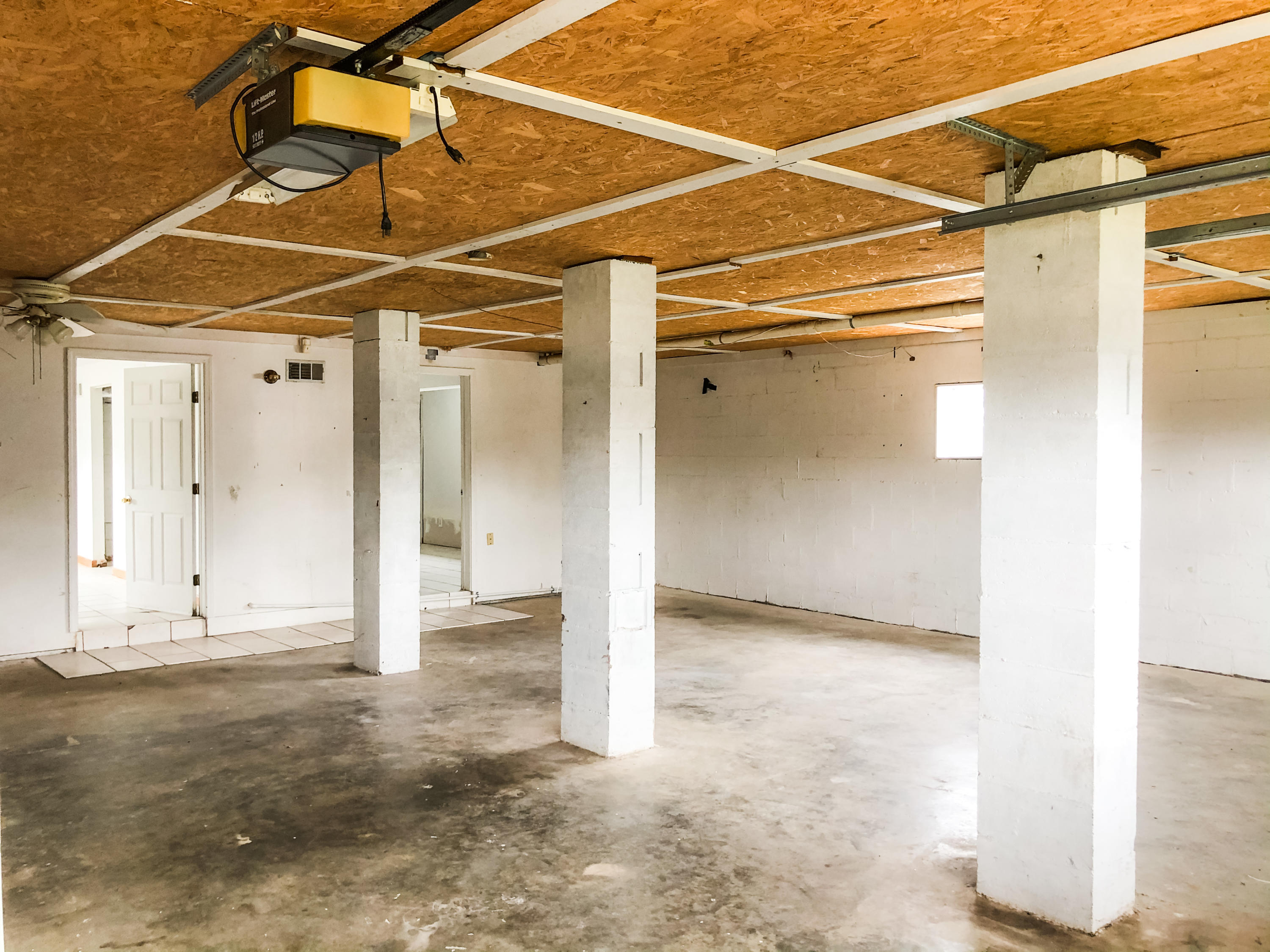 OAKWOOD HILLS UNIT 3 - Residential