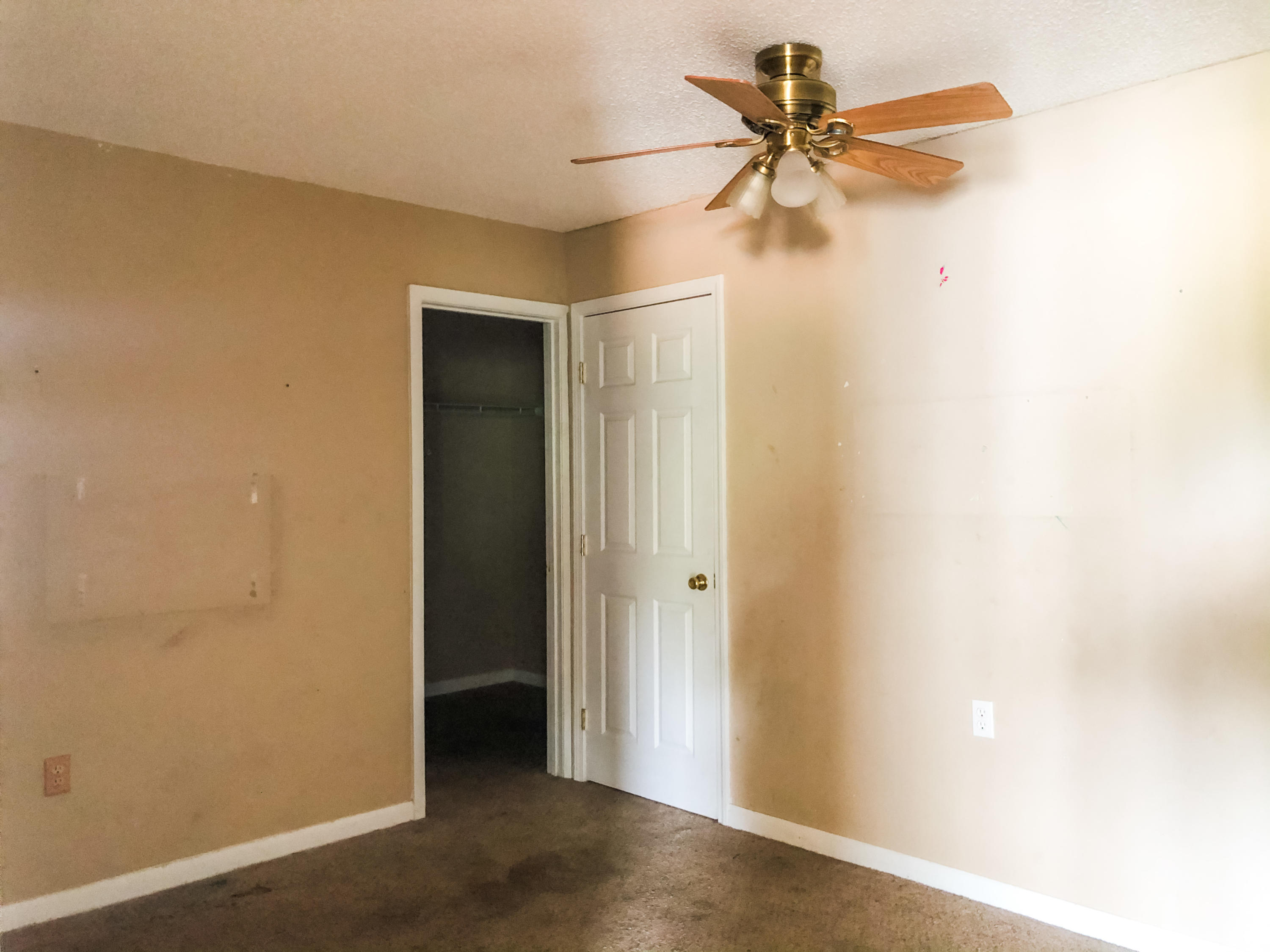 OAKWOOD HILLS UNIT 3 - Residential