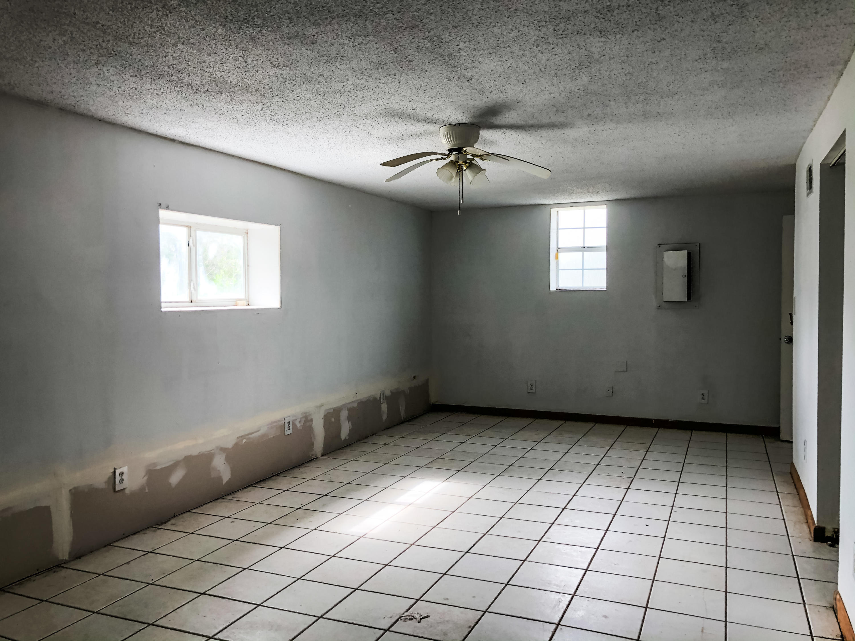 OAKWOOD HILLS UNIT 3 - Residential