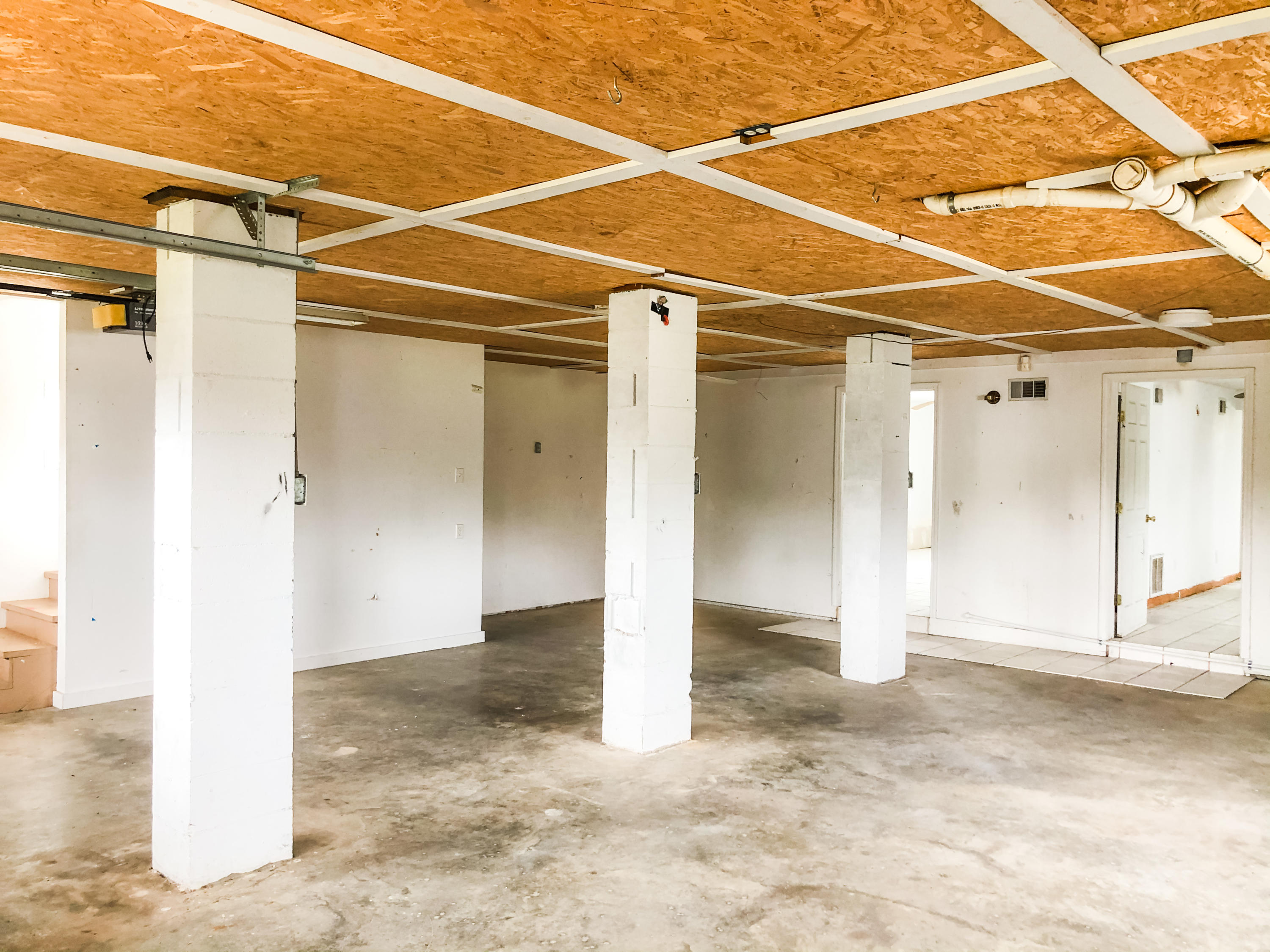 OAKWOOD HILLS UNIT 3 - Residential