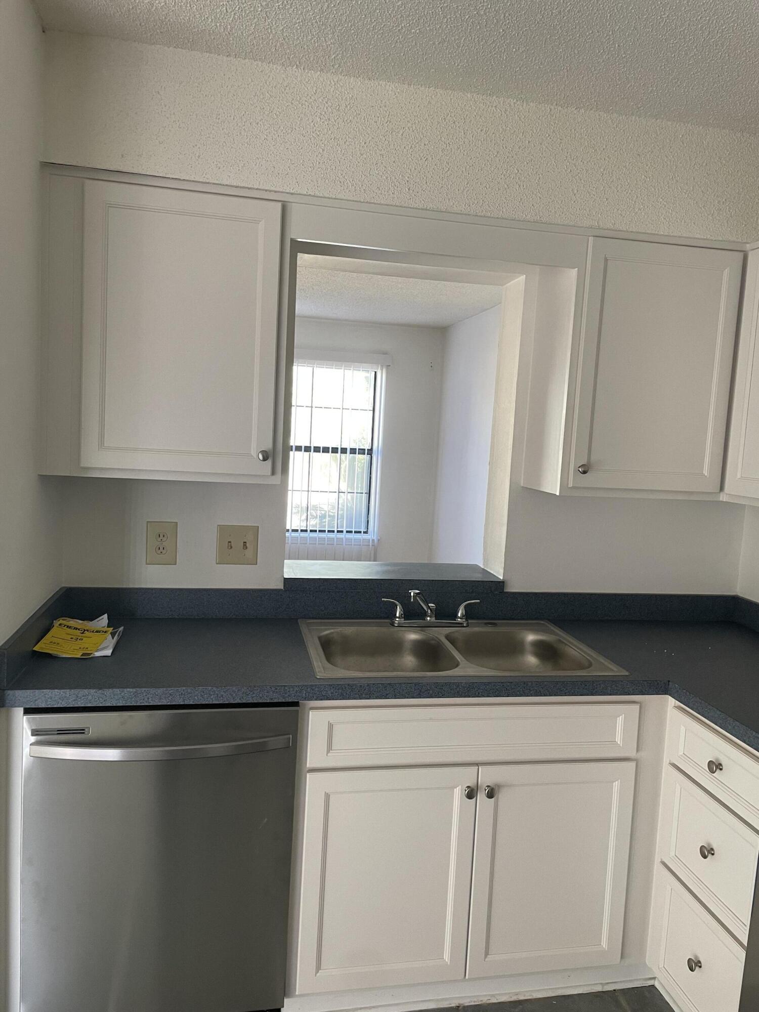 FLORIDA BLANCA T/H unit 2 - Residential Lease