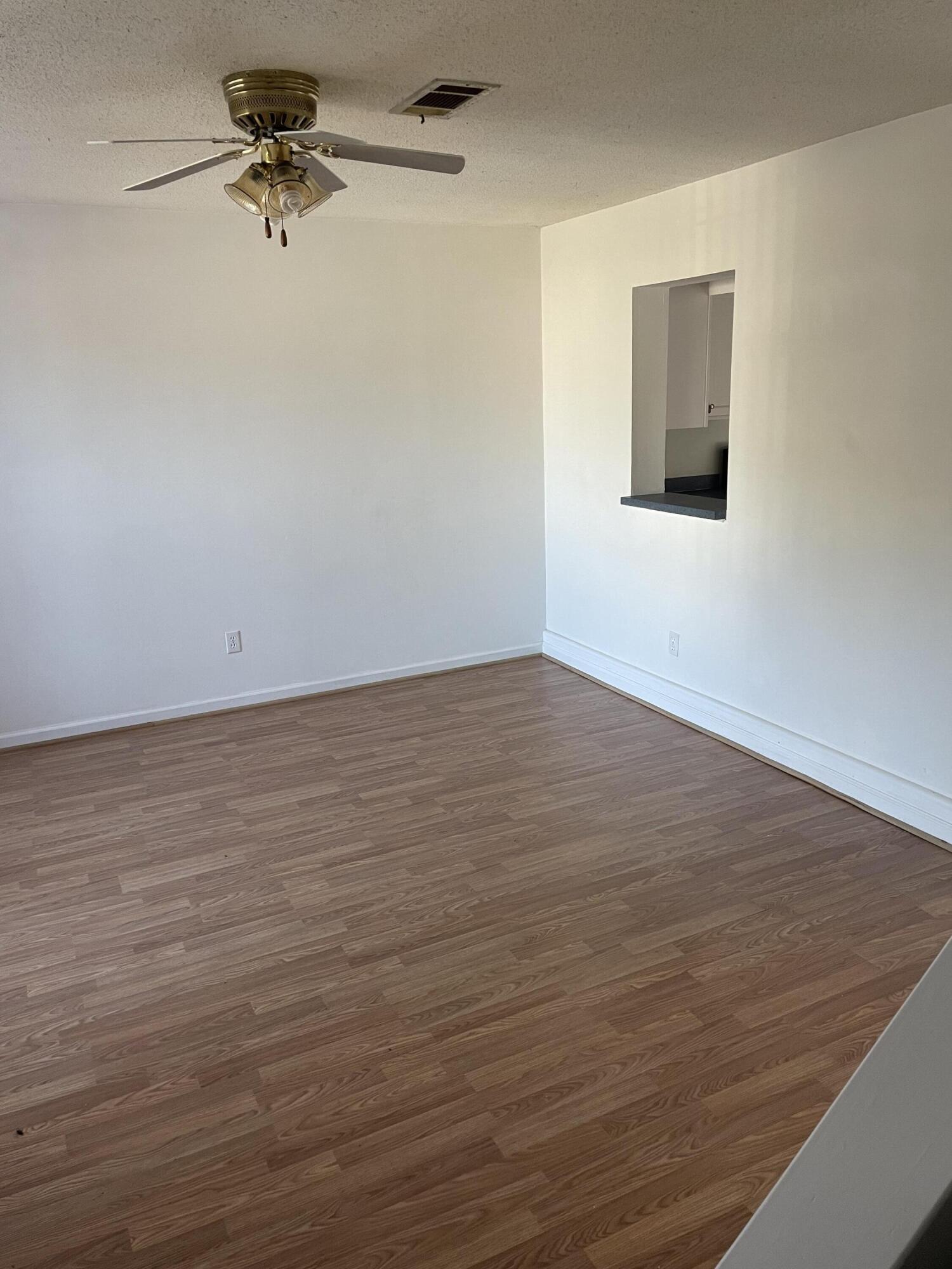 FLORIDA BLANCA T/H unit 2 - Residential Lease