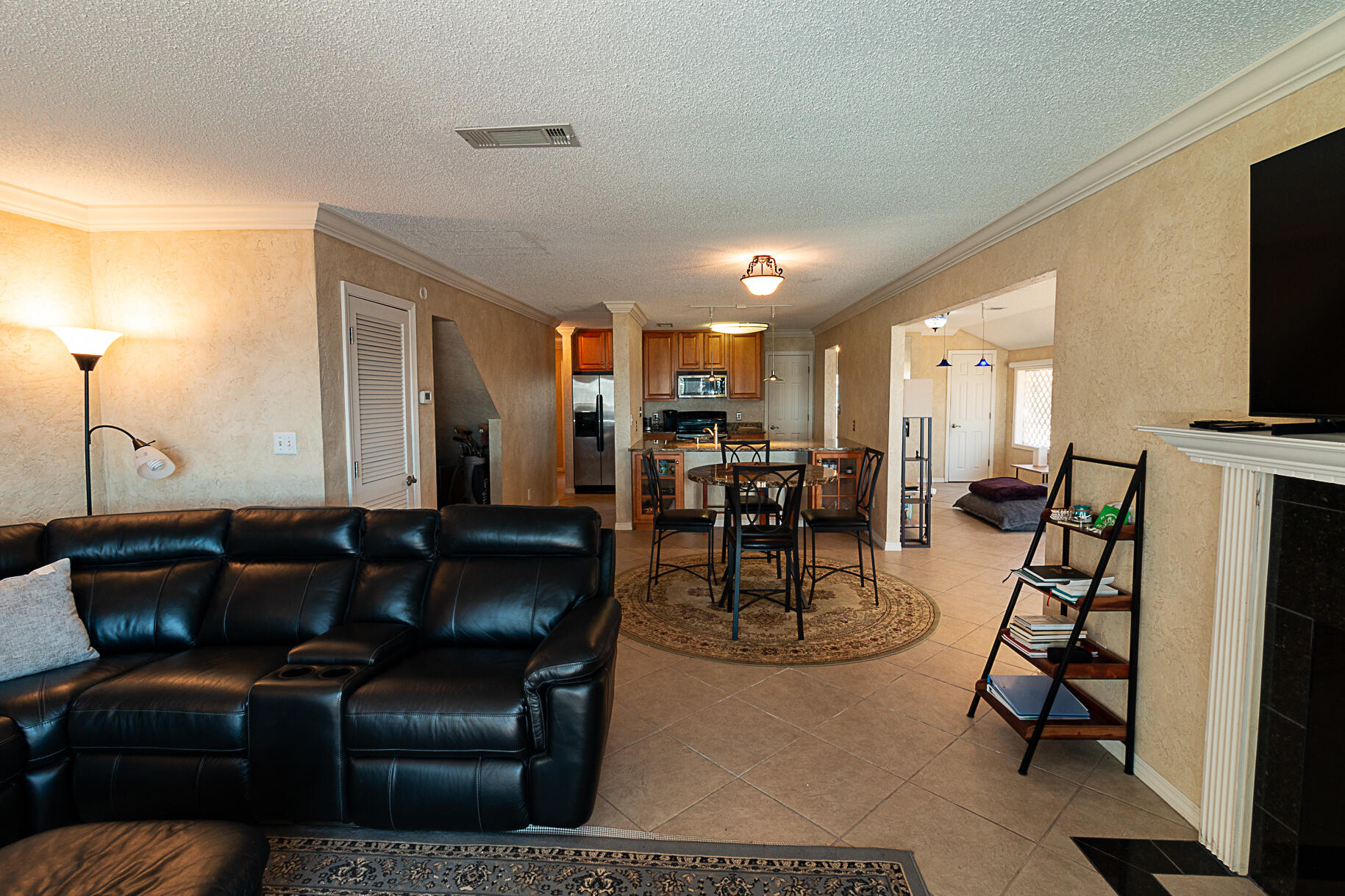 GARNIERS CAY PH 2 - Residential Lease