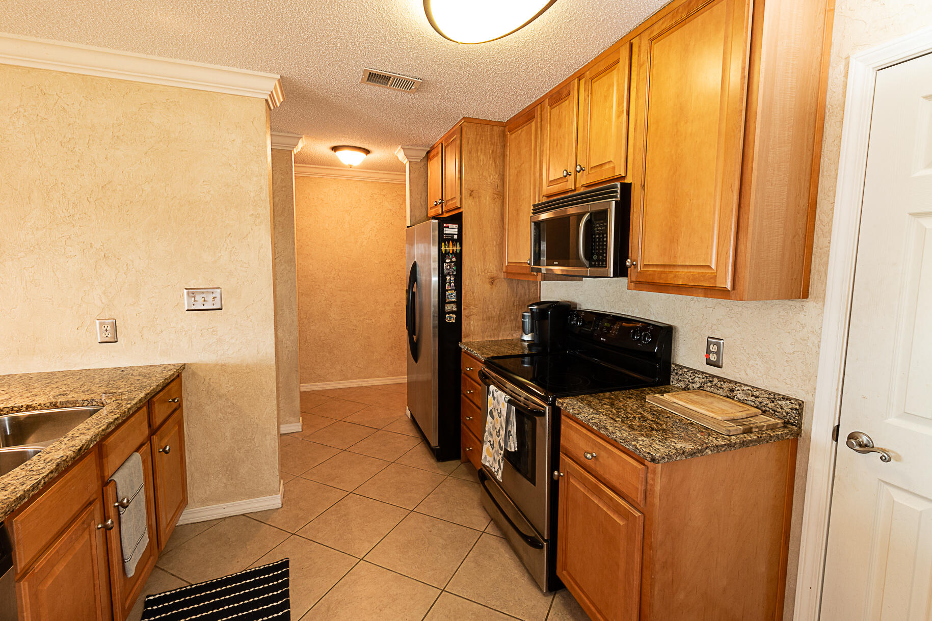 GARNIERS CAY PH 2 - Residential Lease