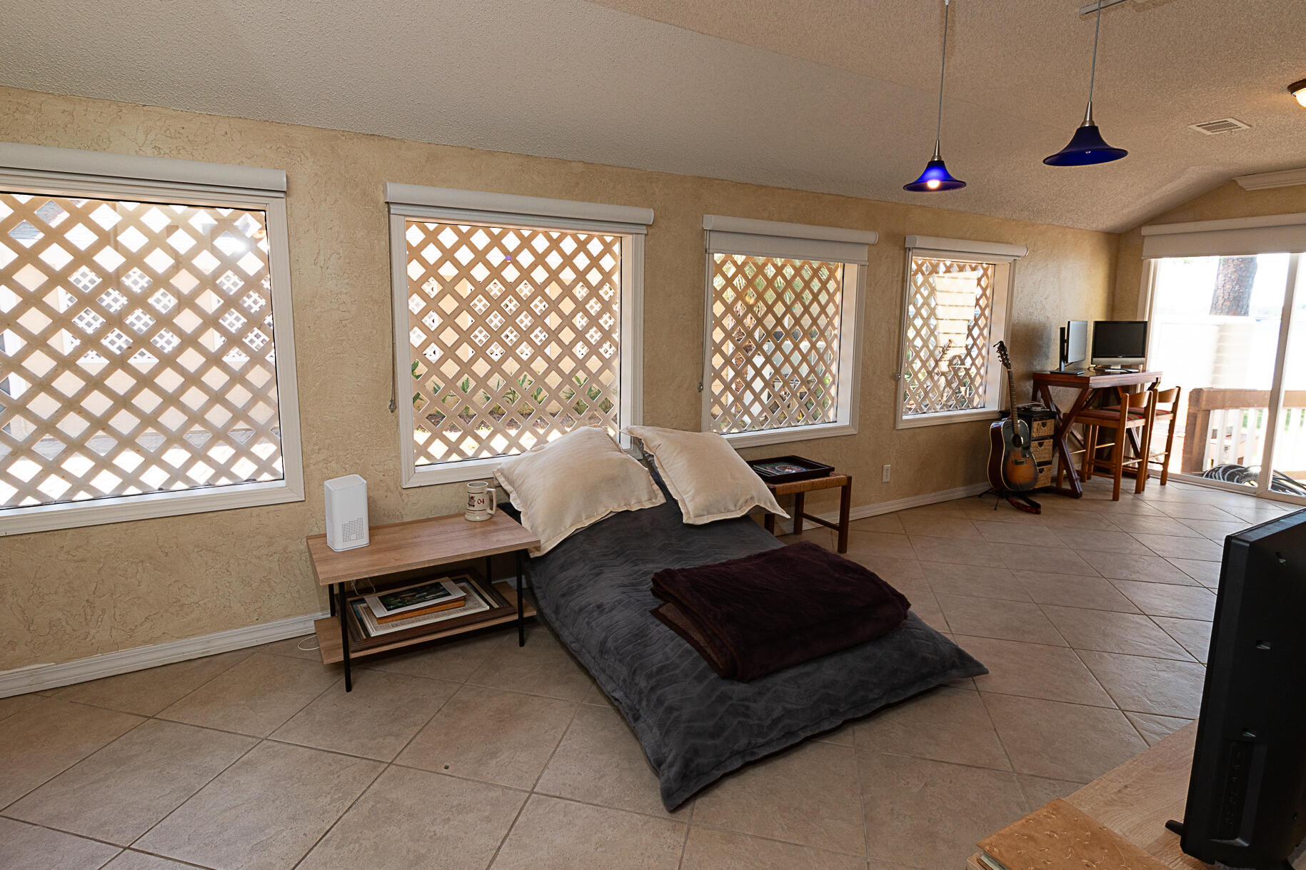 GARNIERS CAY PH 2 - Residential Lease